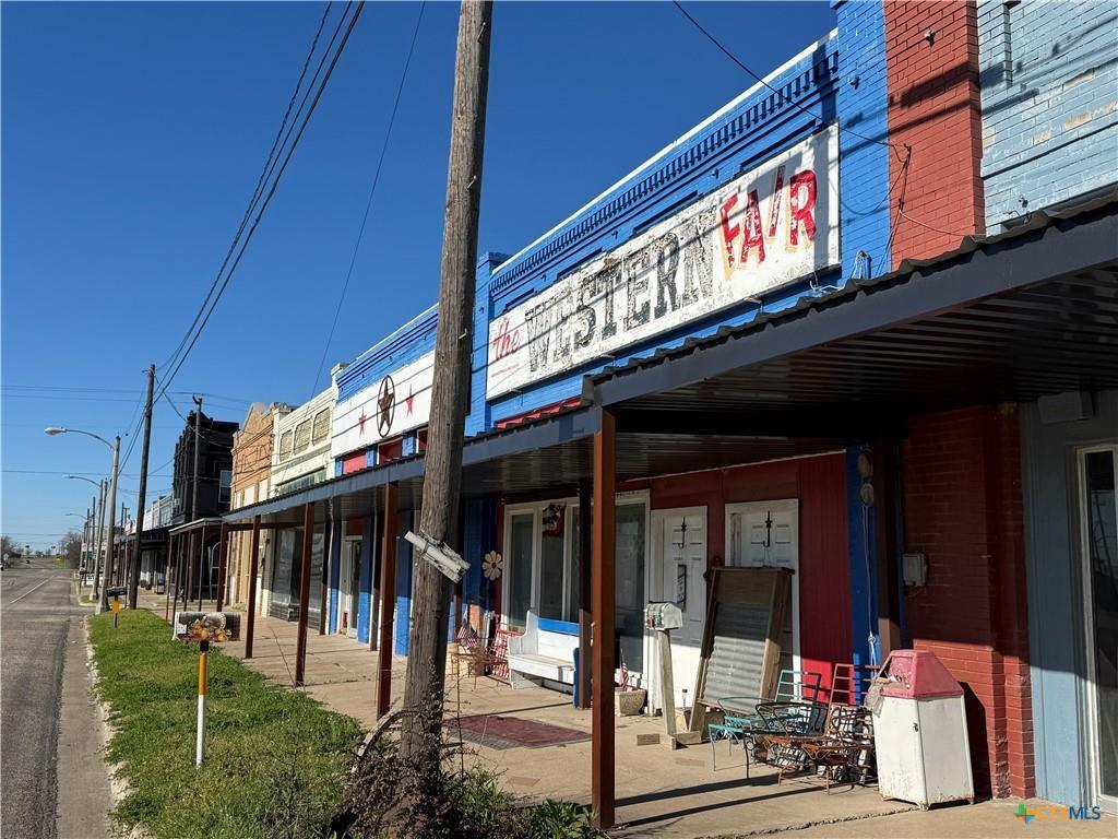 204 E Gassaway Ave