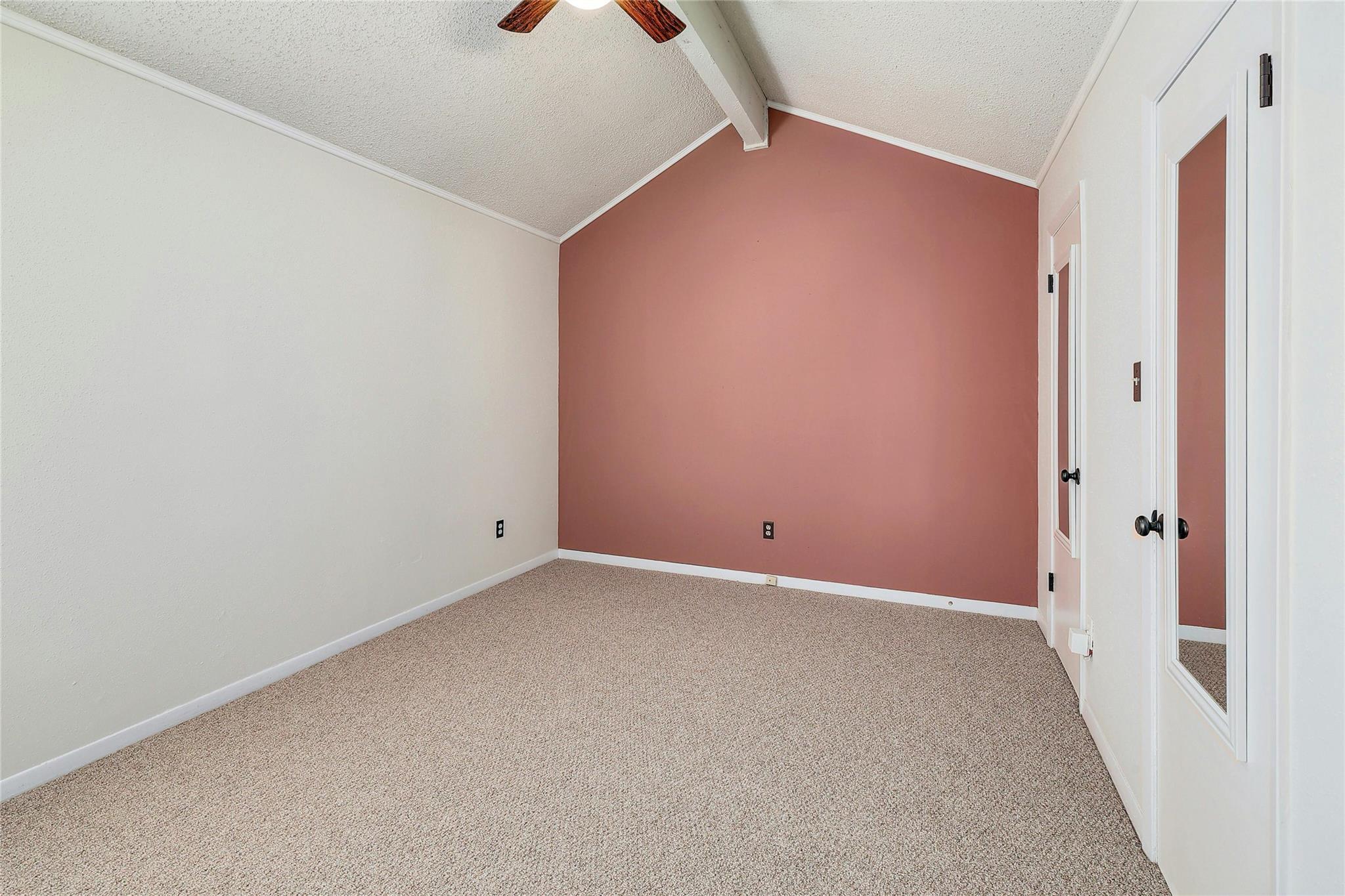 2106 Brandywine LN