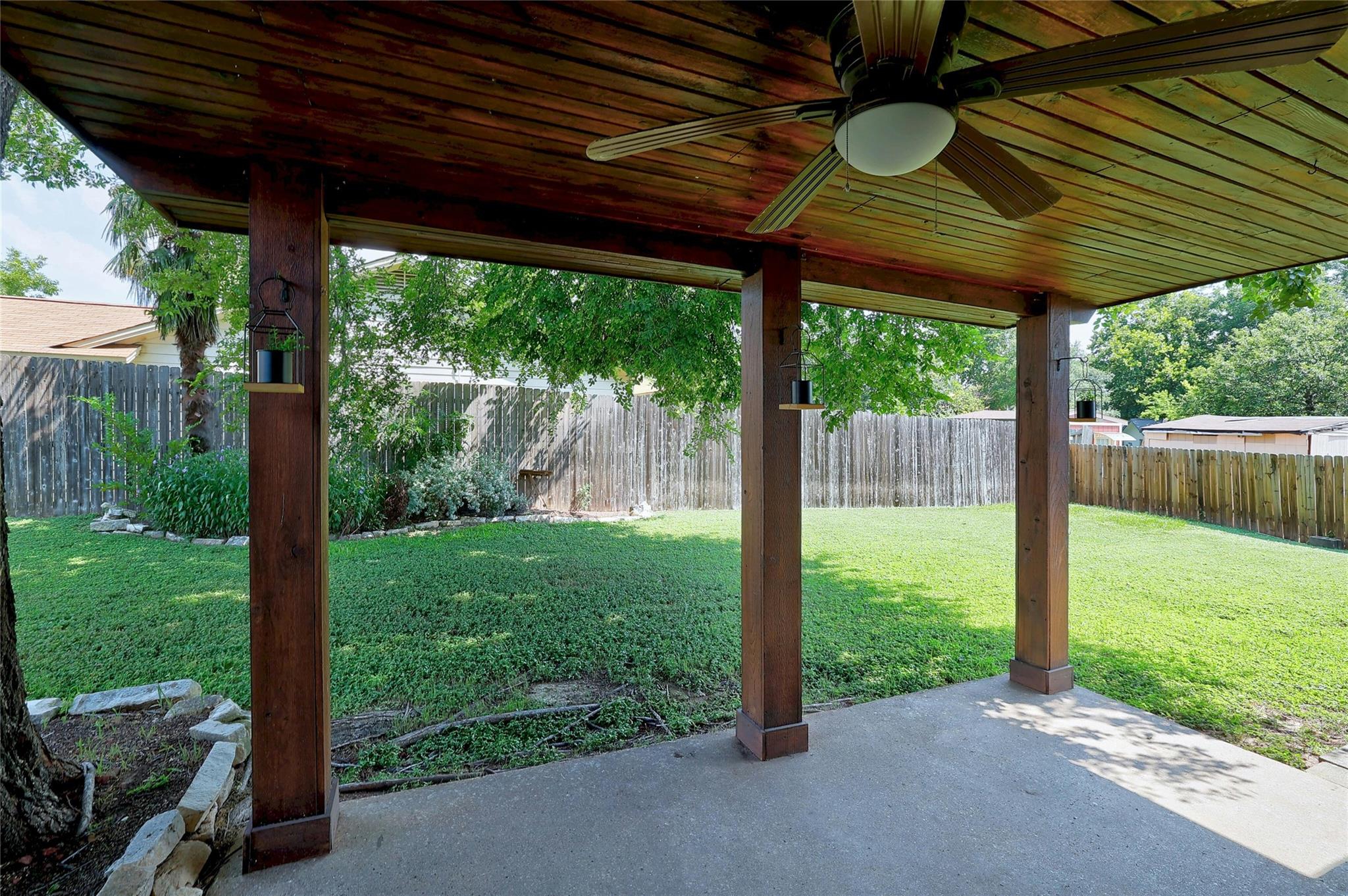 2106 Brandywine LN