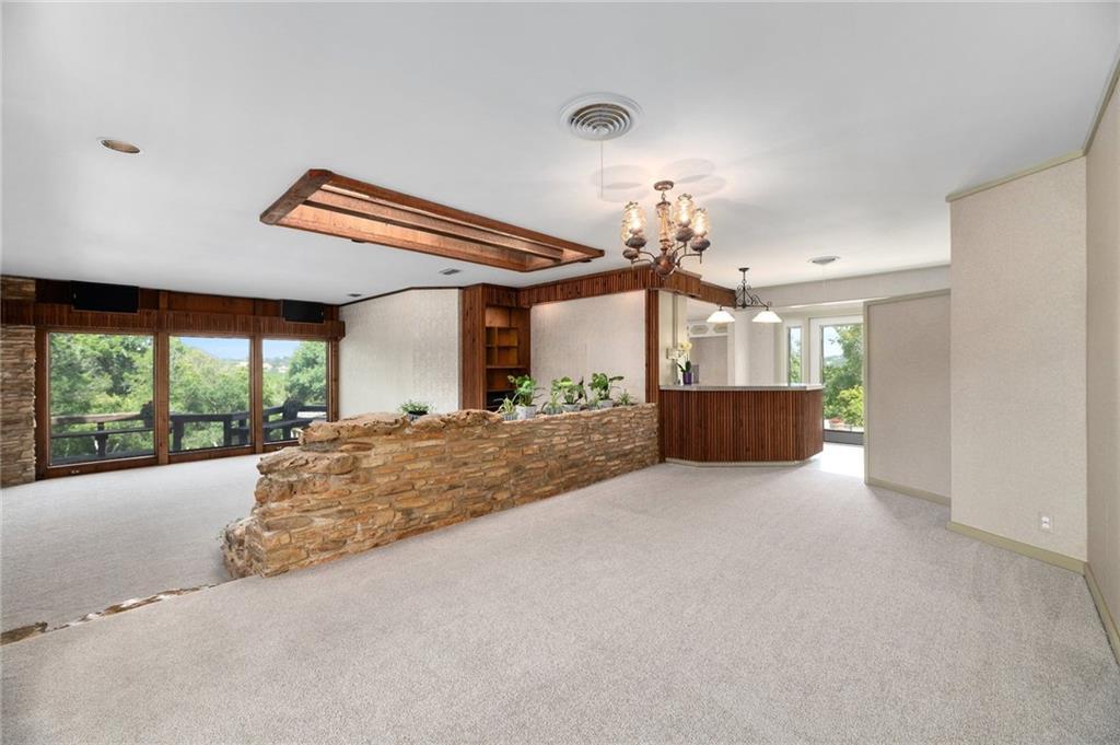 610 Lancelot WAY