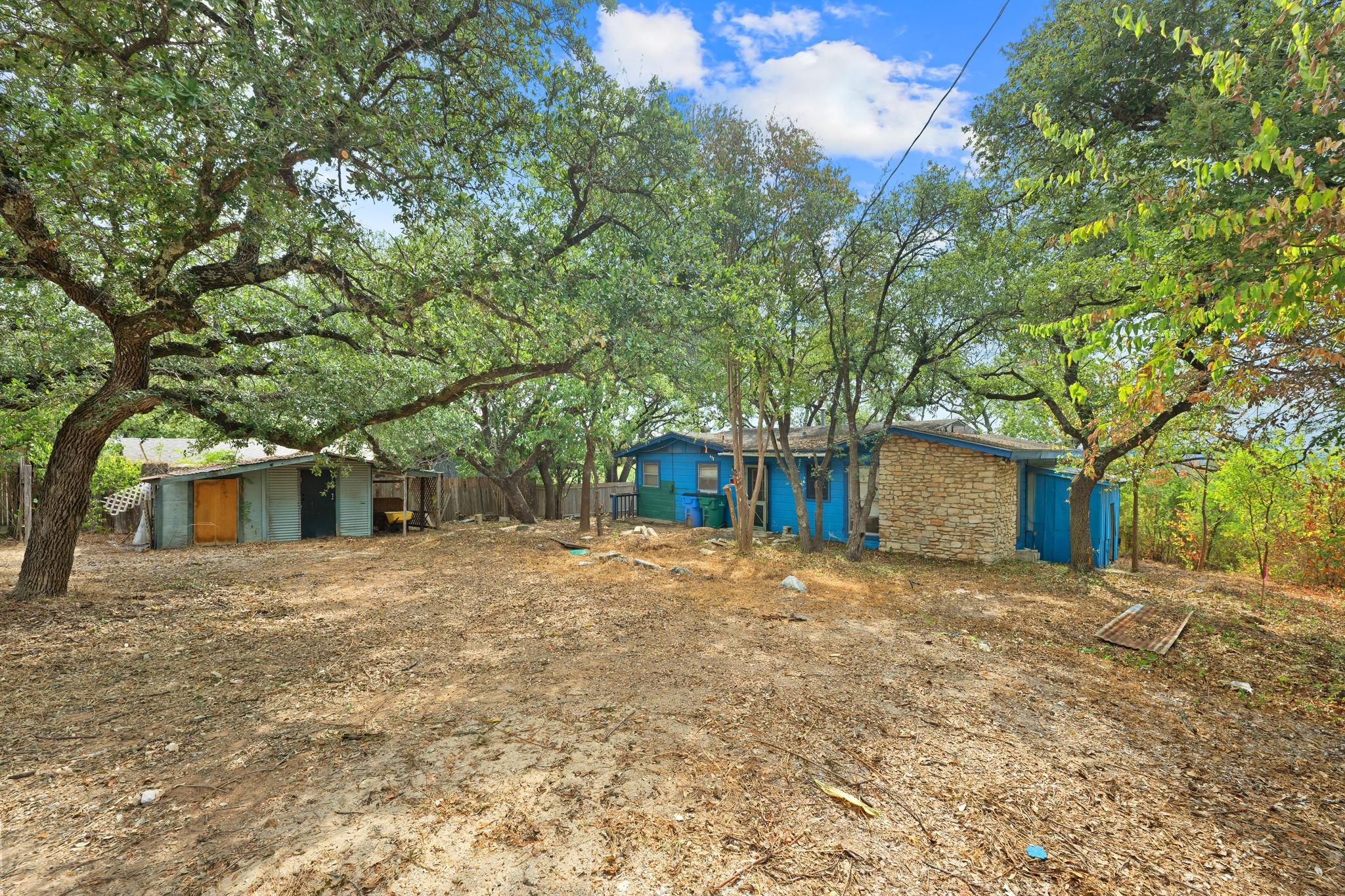 11013 W Lakeview DR