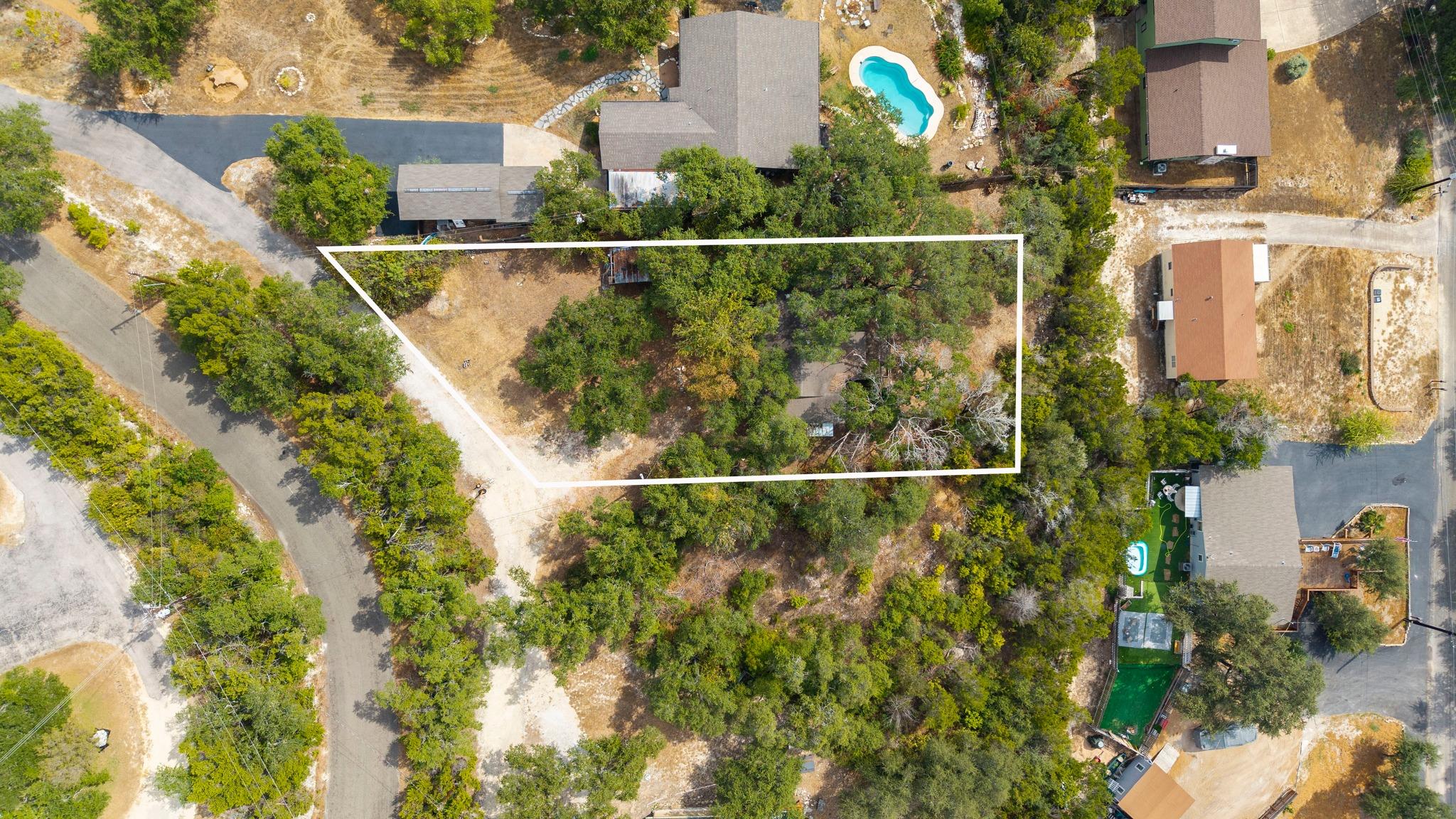 11013 W Lakeview DR