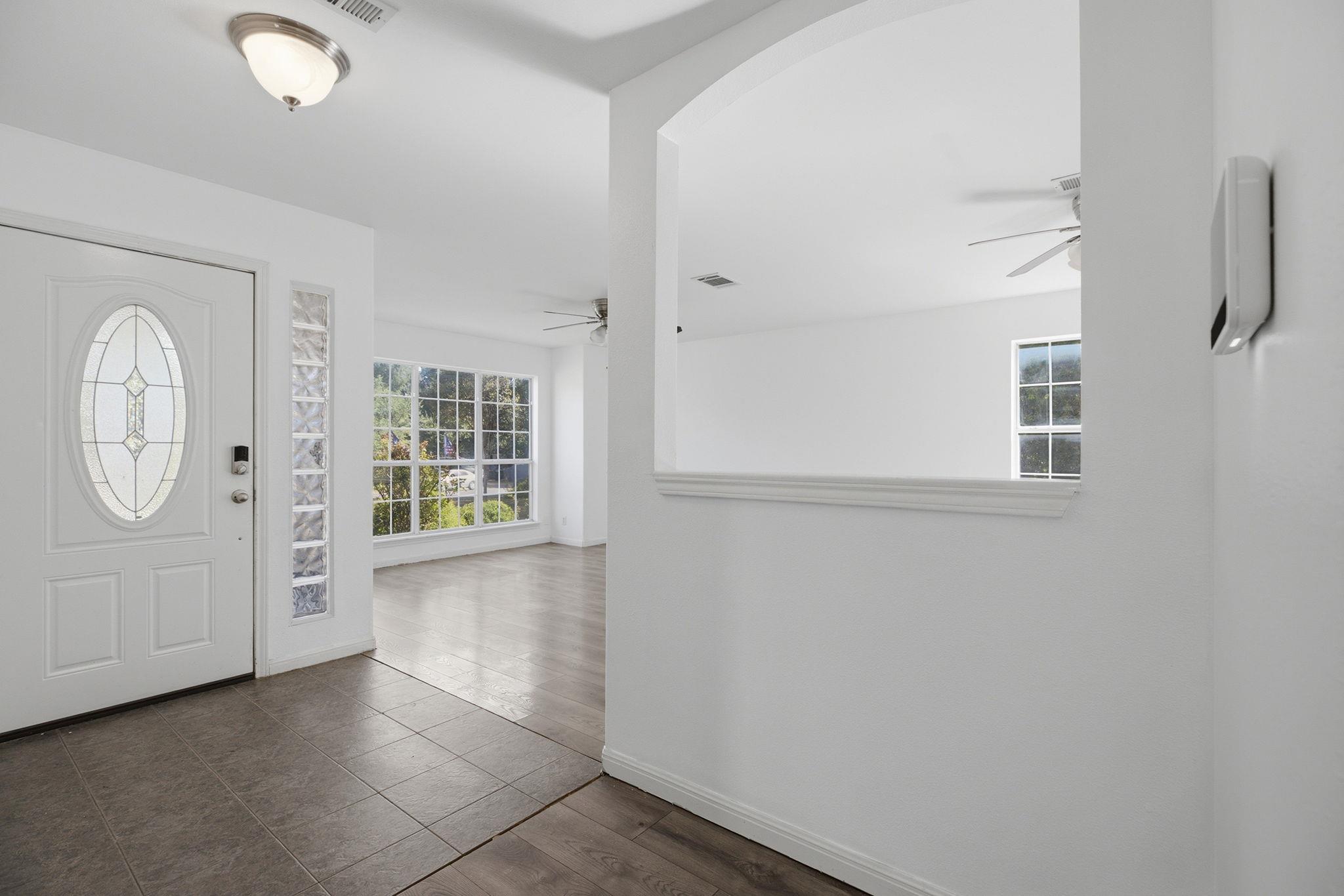 703 Post Oak CIR