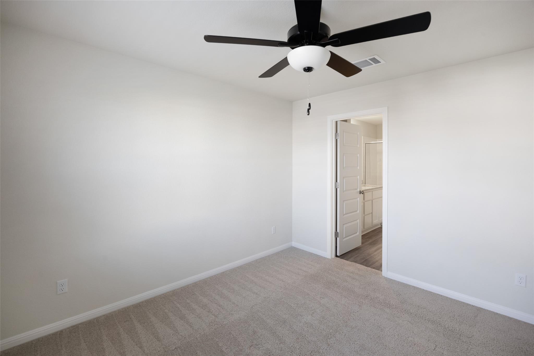 2412 Jack Nora WAY