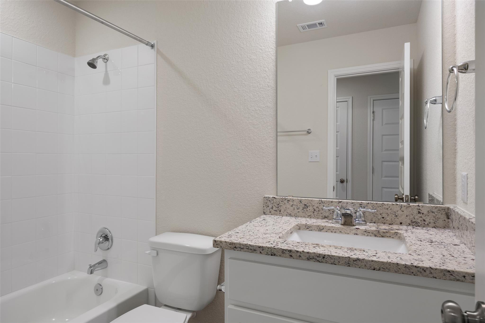 2412 Jack Nora WAY