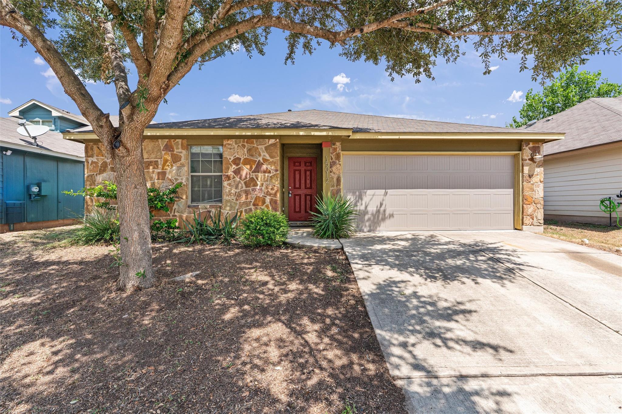 15012 Parrish LN