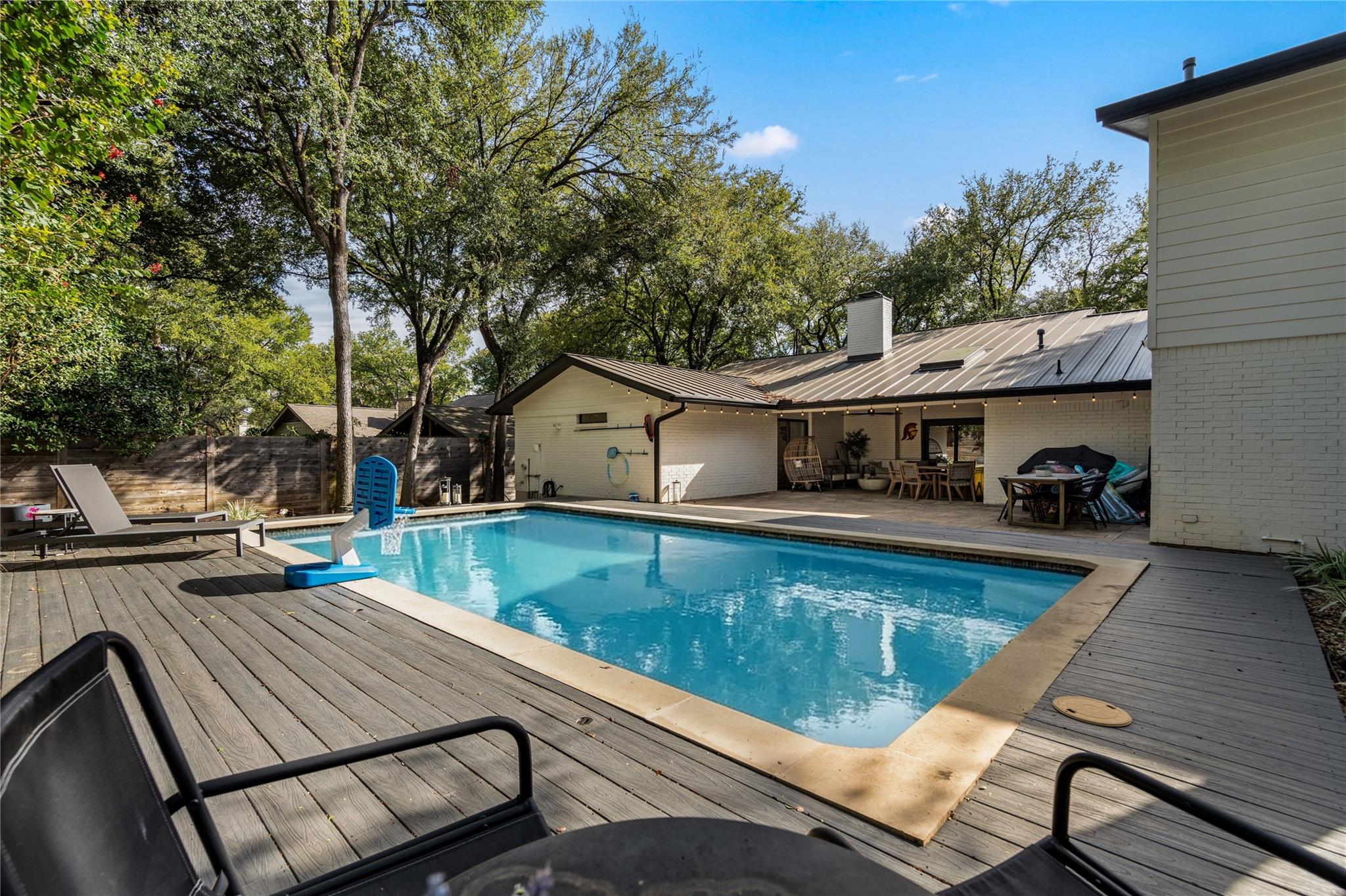 3104 Brightwood DR