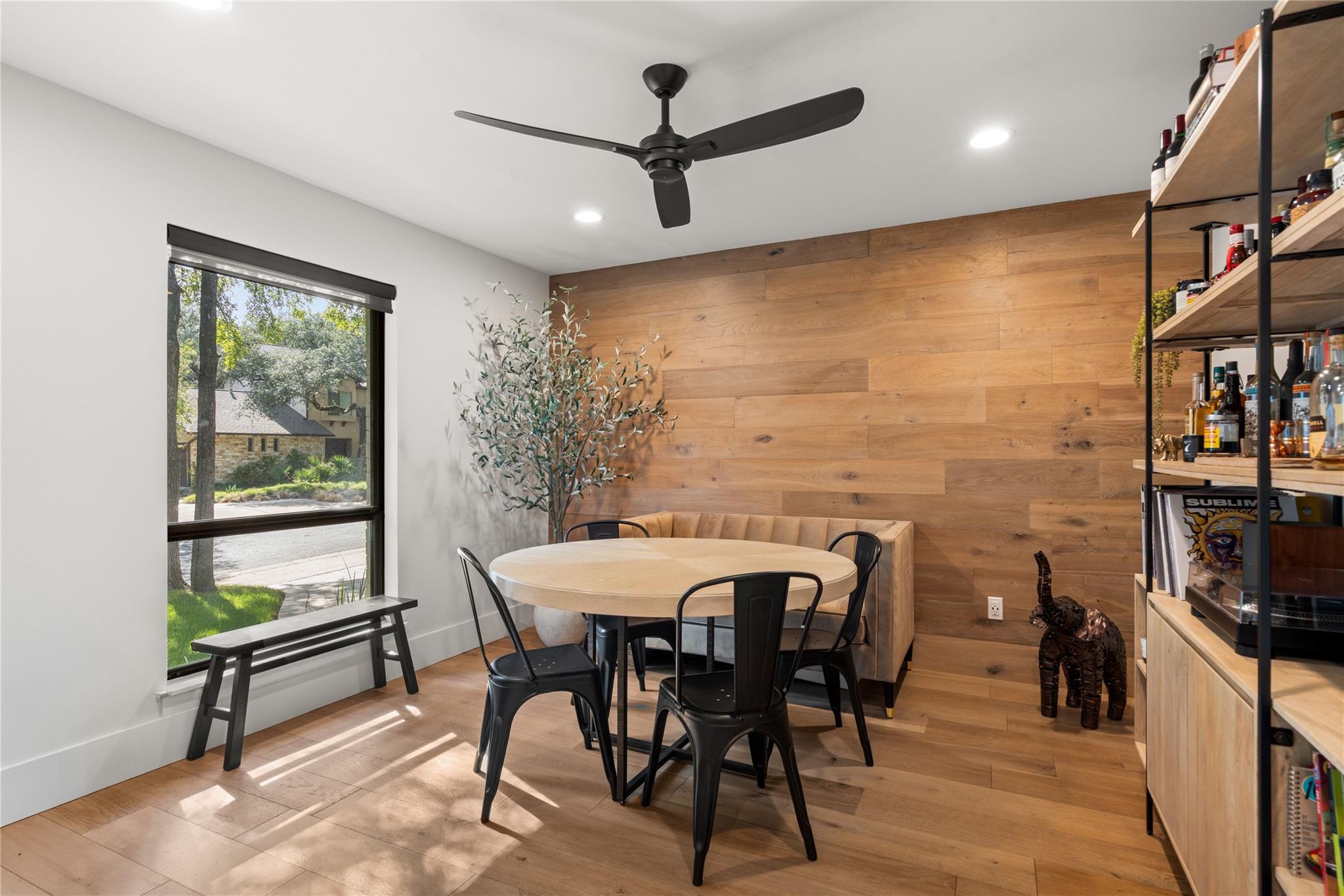 3104 Brightwood DR