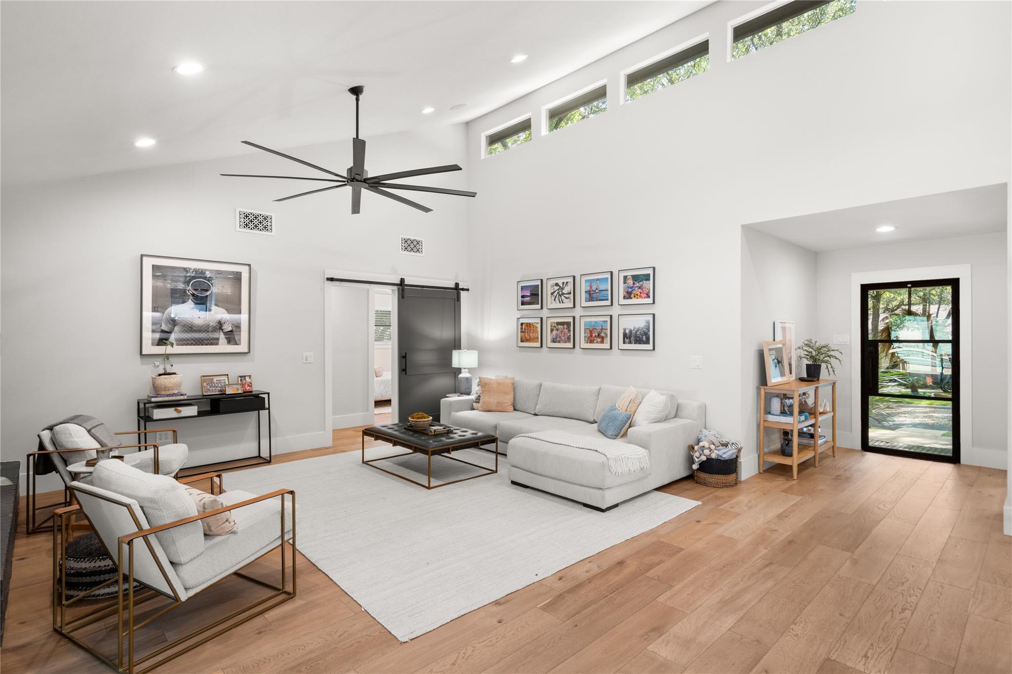 3104 Brightwood DR