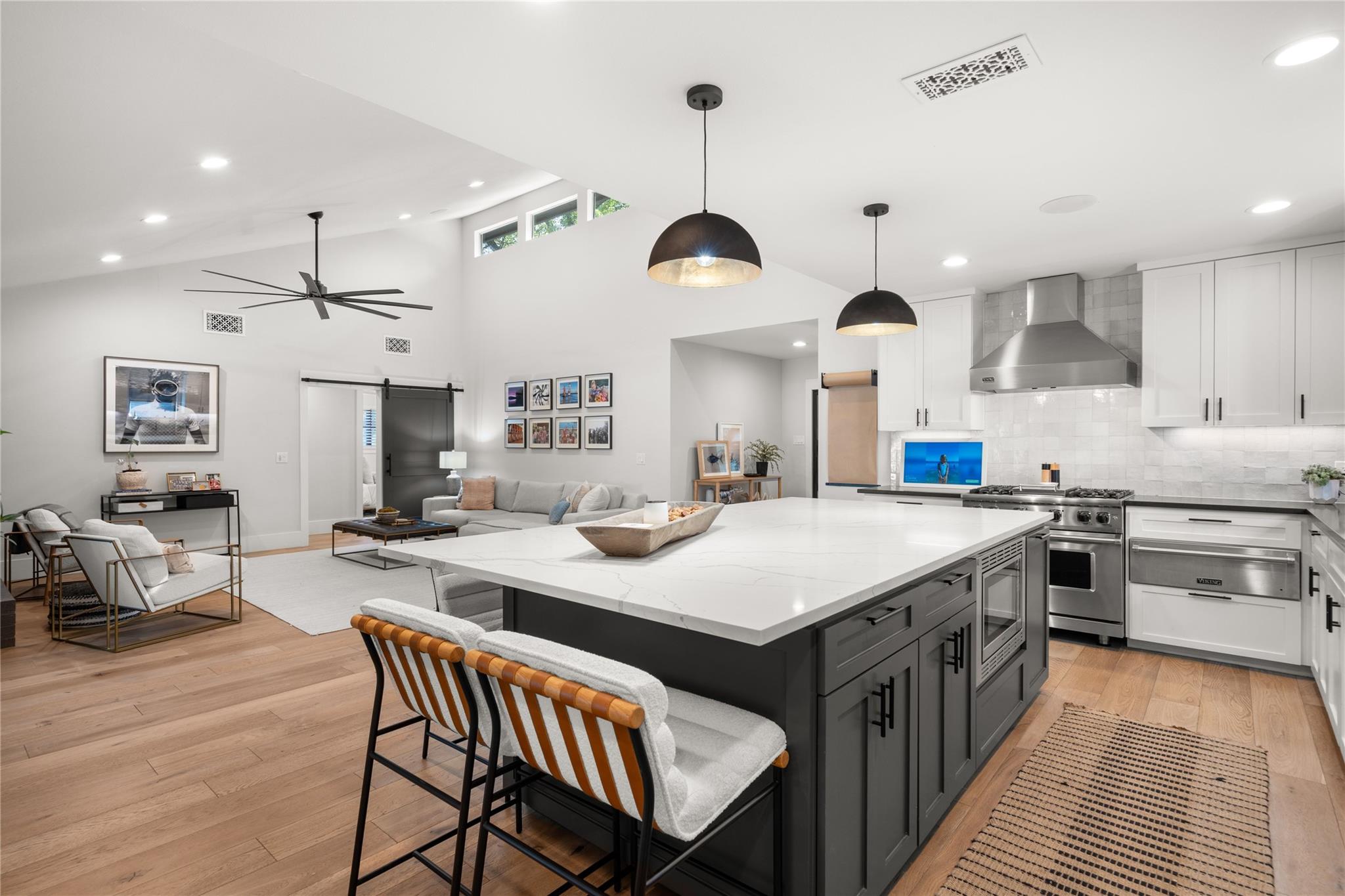 3104 Brightwood DR