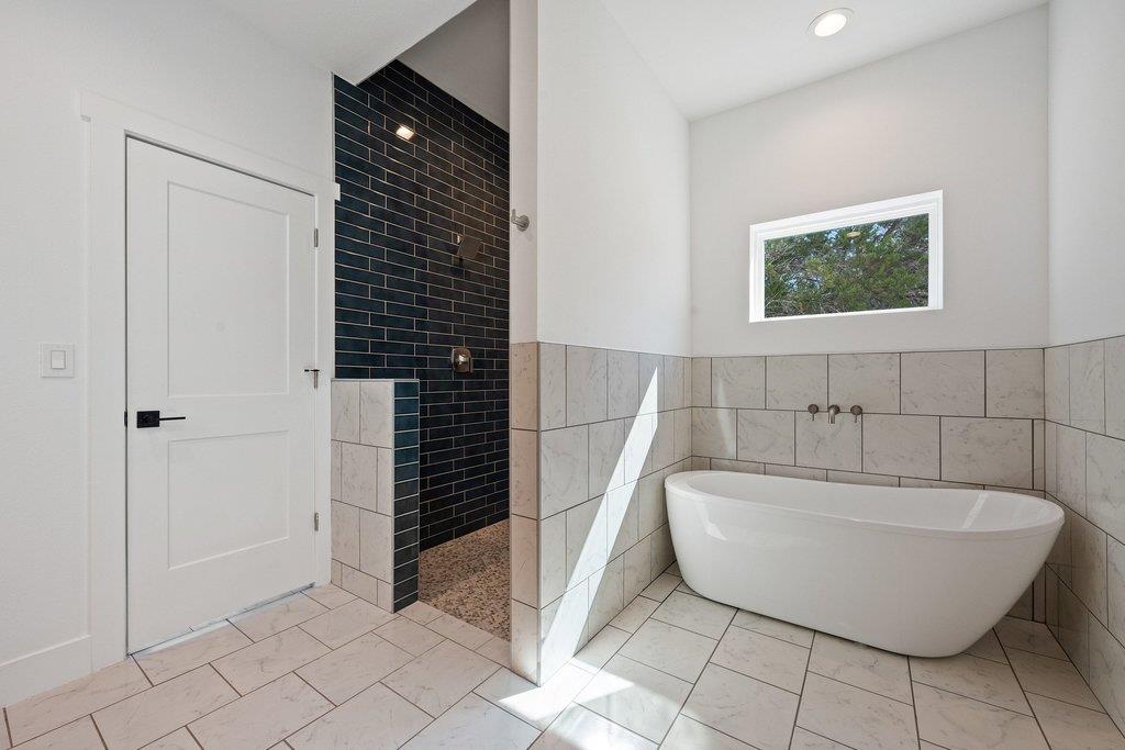 4 Dalewood DR