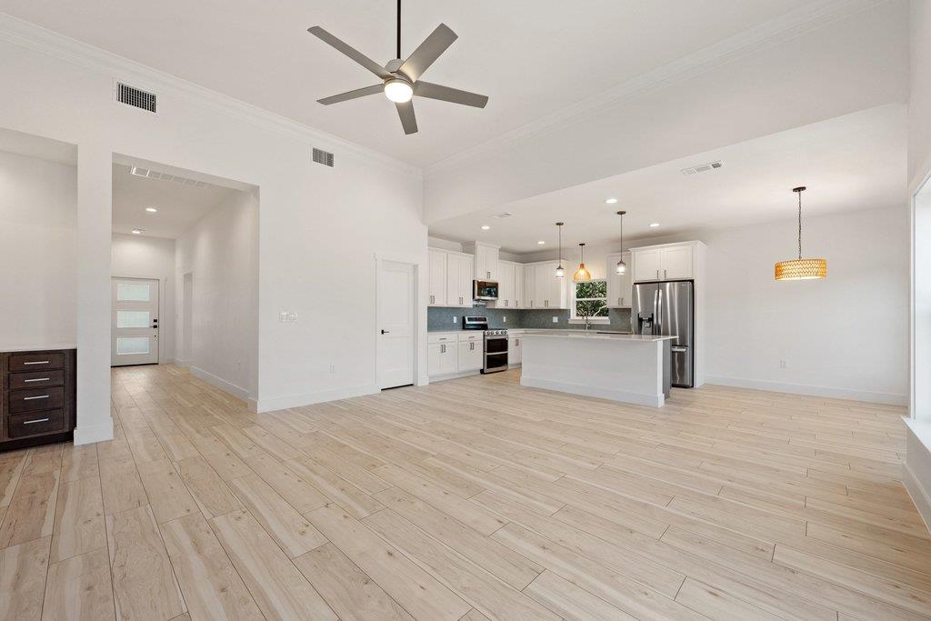 4 Dalewood DR