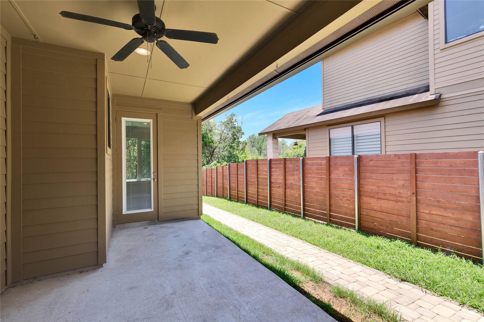 3003 Corbin LN
