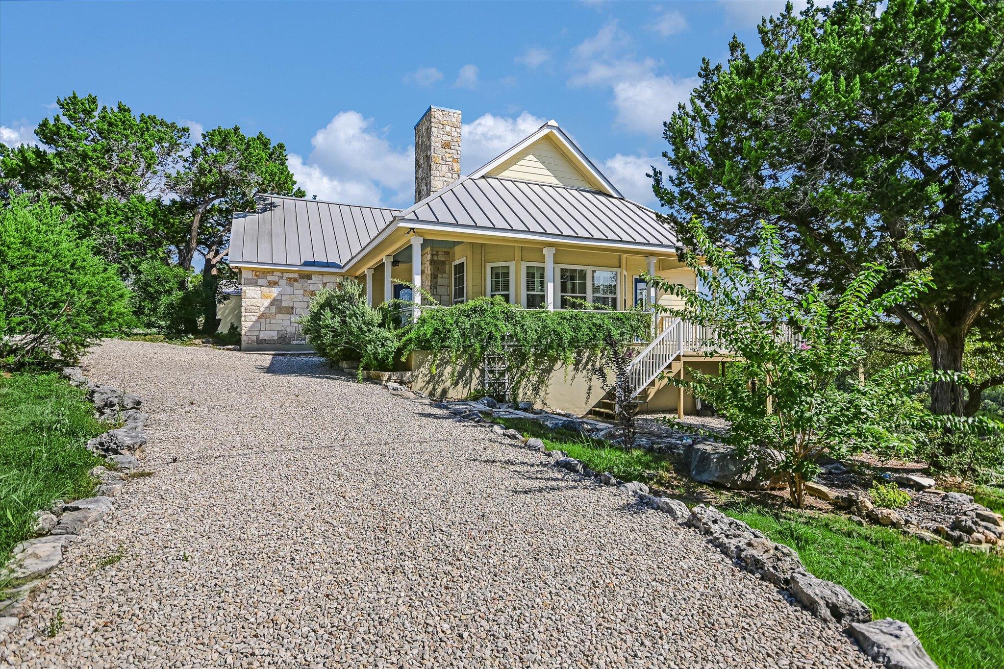 1320 SERENITY DR