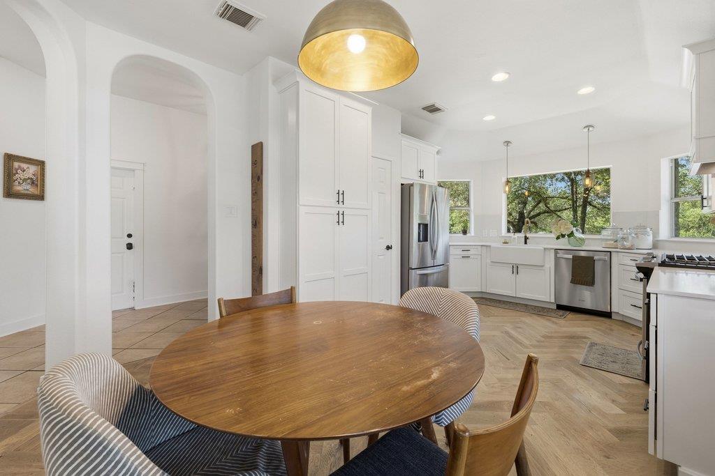 4253 Canyon Glen CIR