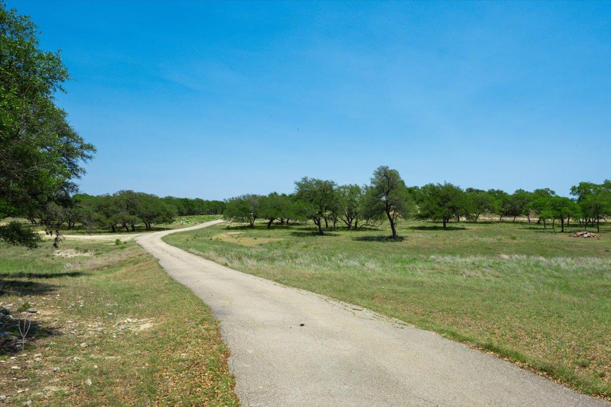 7890 US 290 Highway