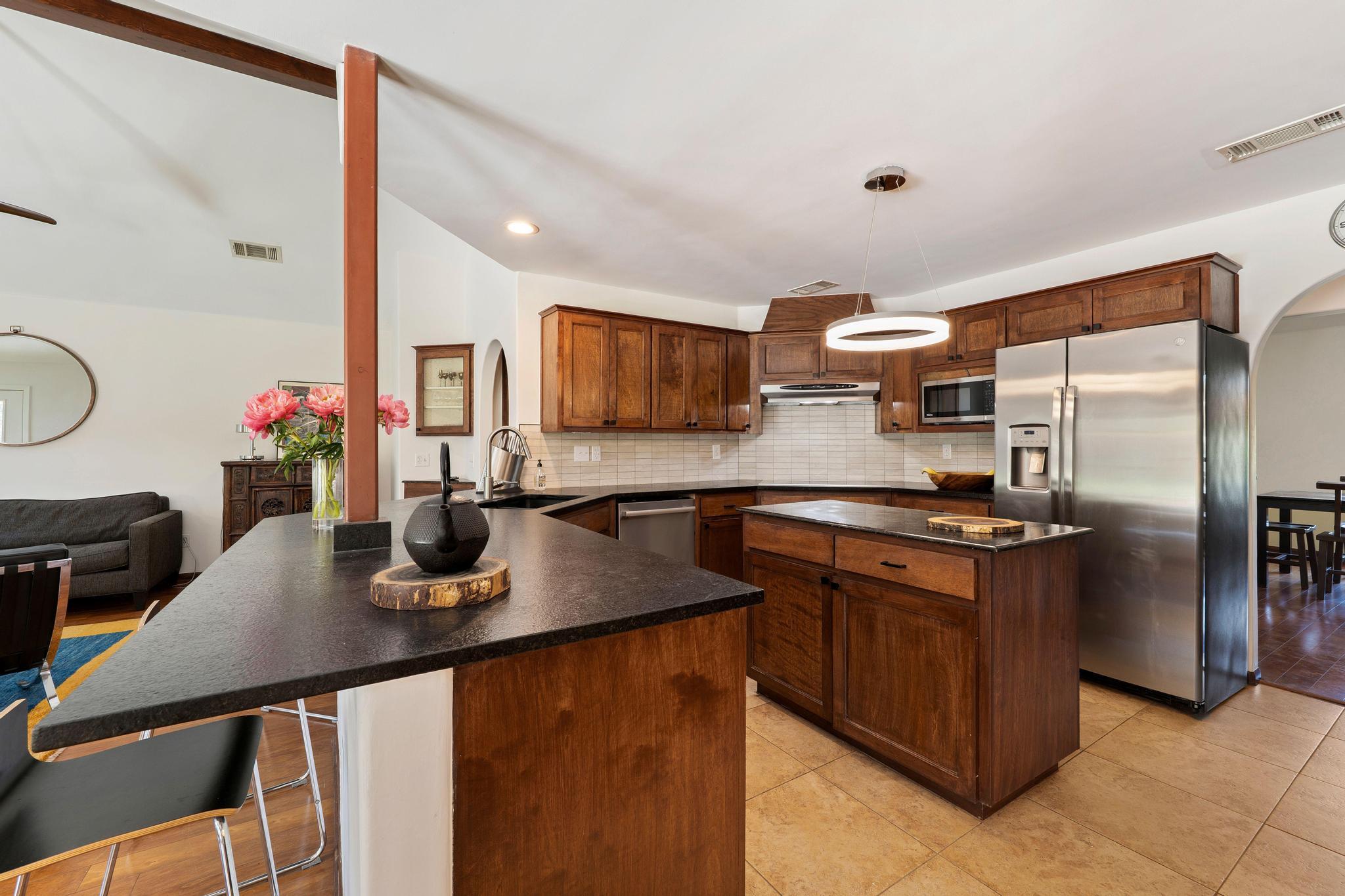 105 N Laurelwood DR