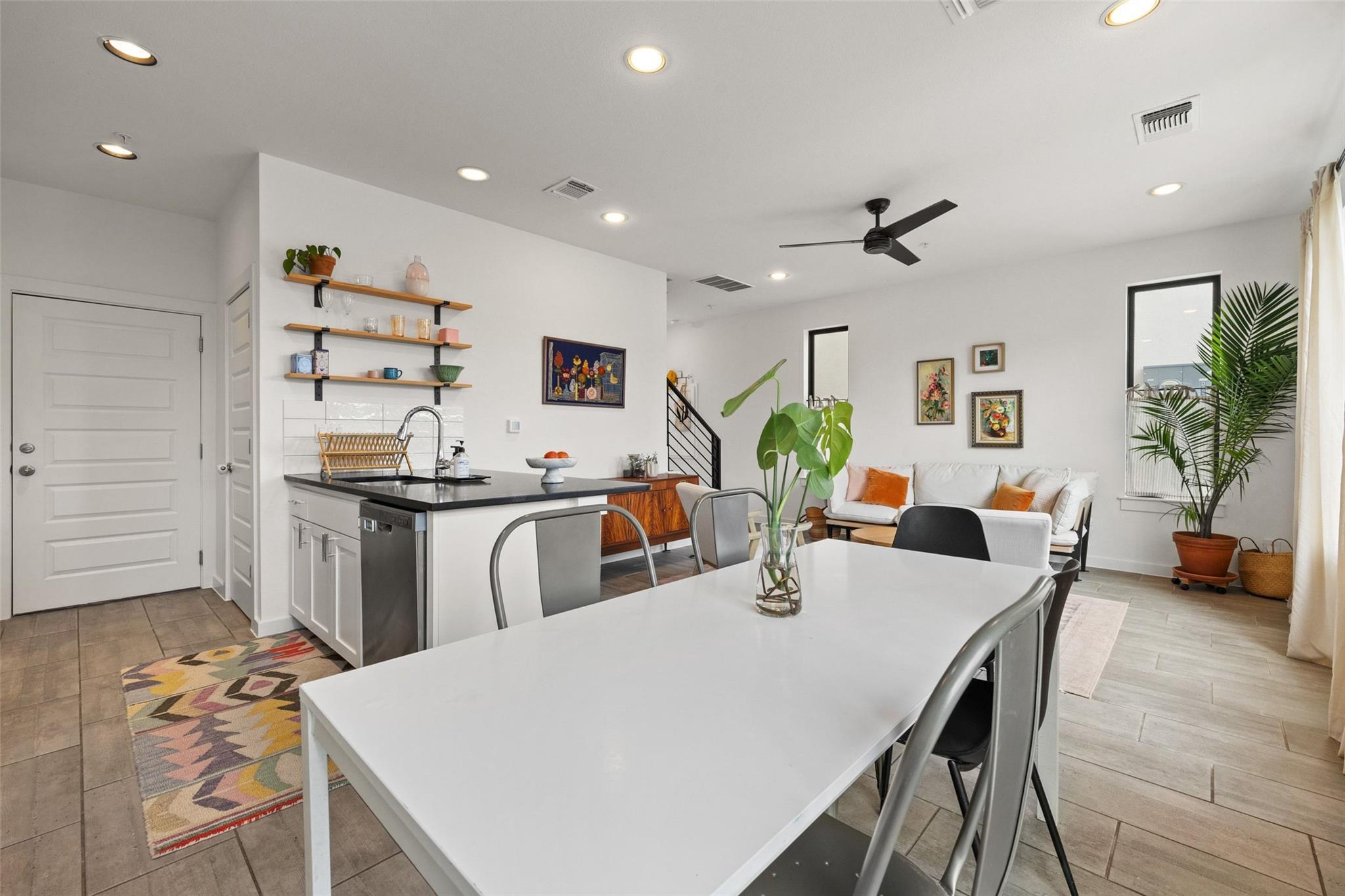 6409 Berkman DR # 6