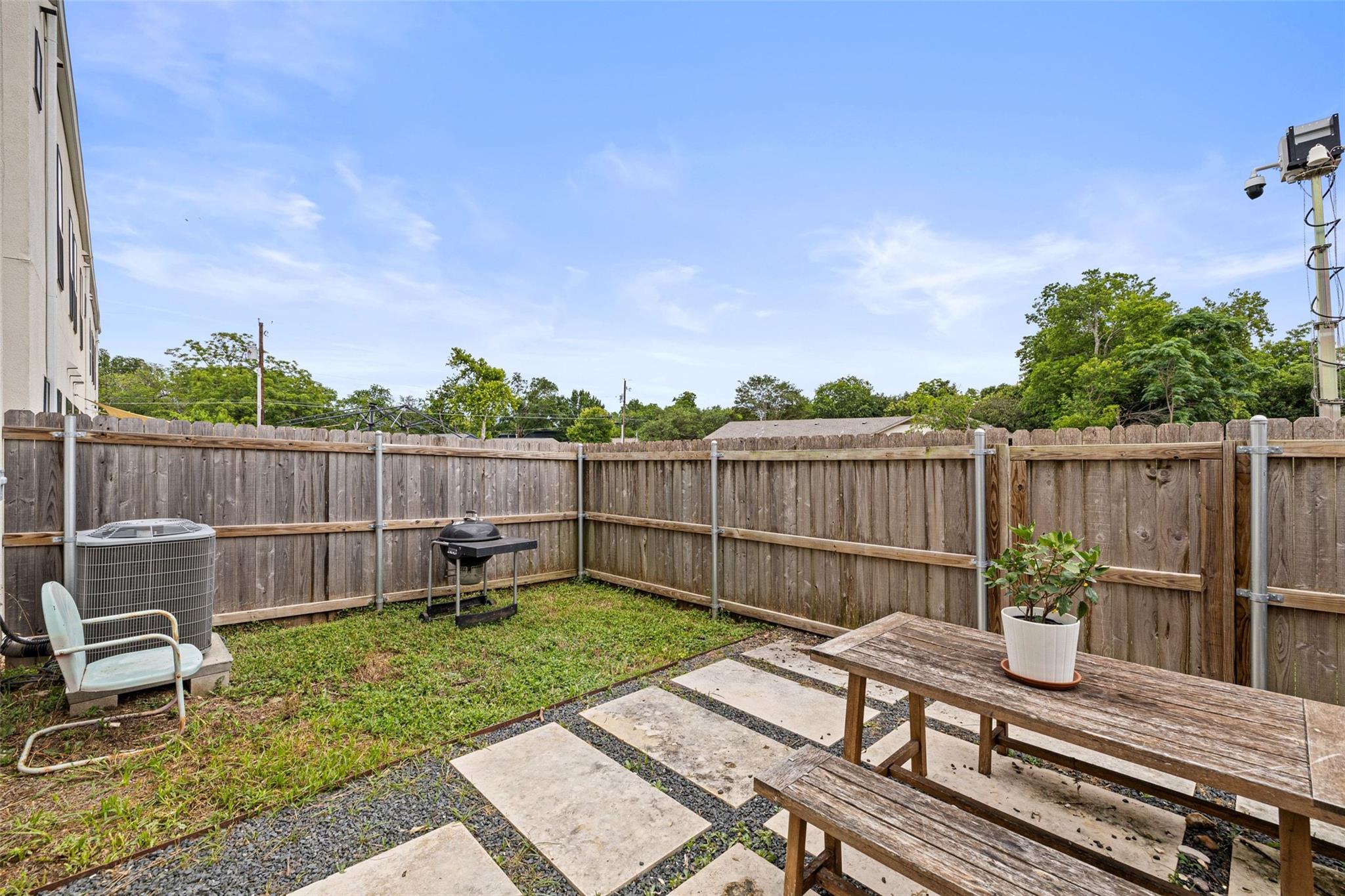 6409 Berkman DR # 6