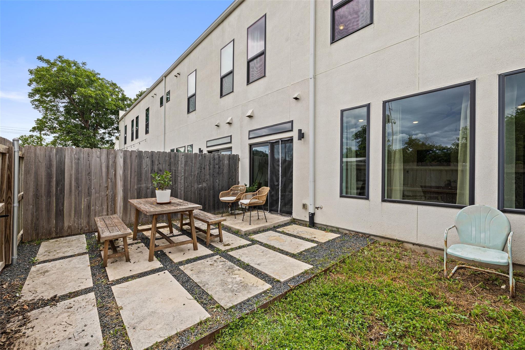6409 Berkman DR # 6