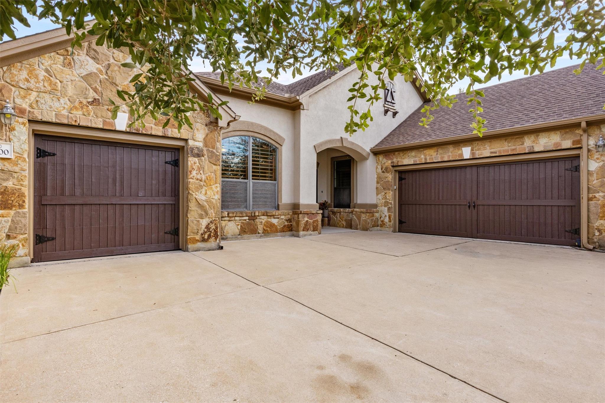 7800 Haggans LN
