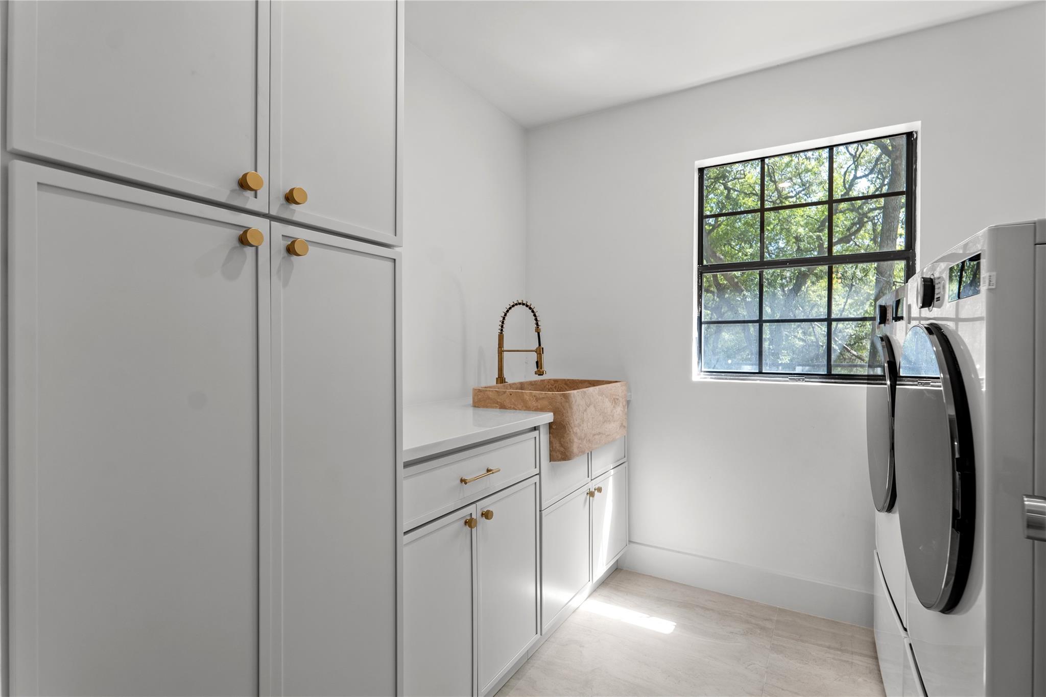 3117 Eanes CIR