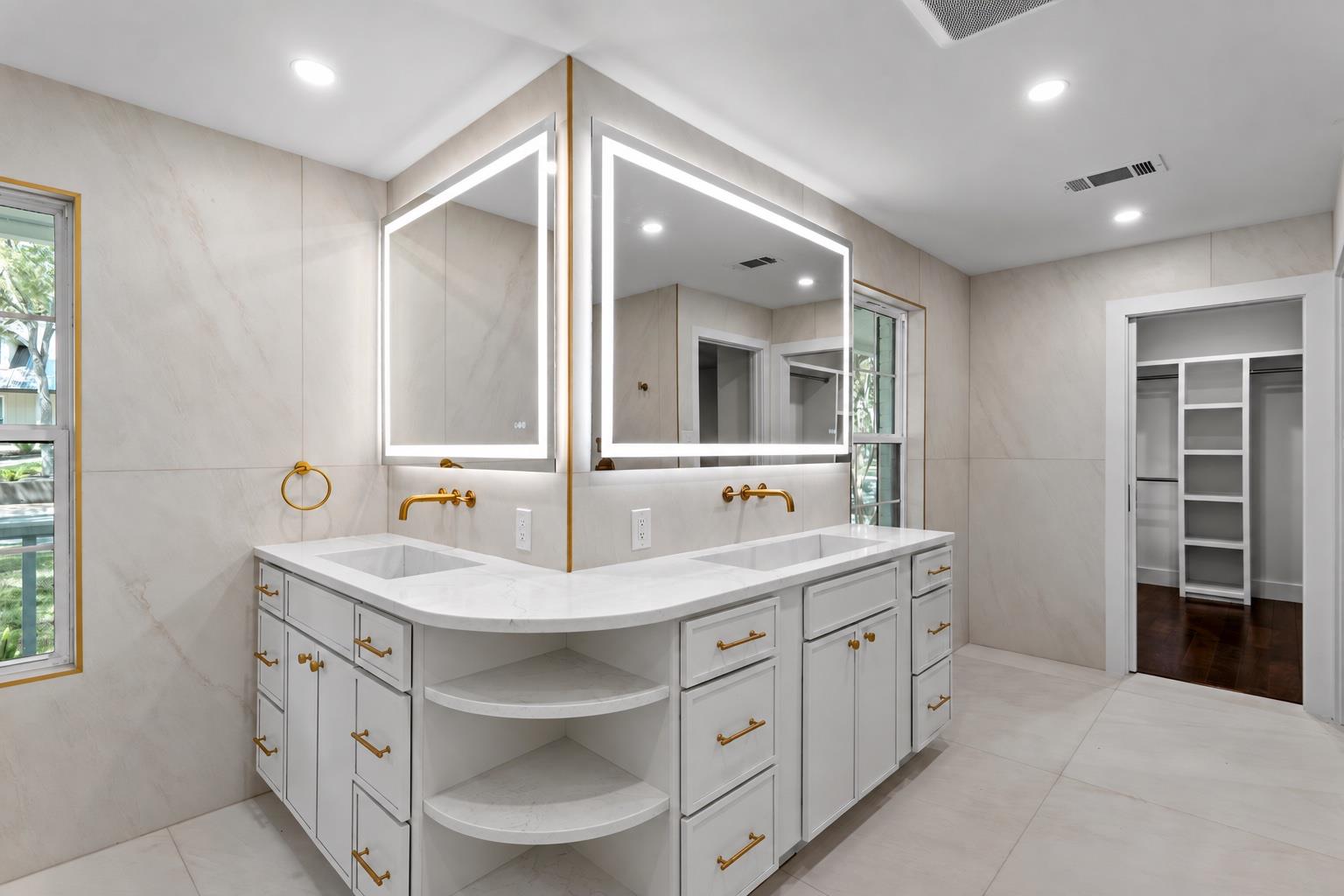 3117 Eanes CIR