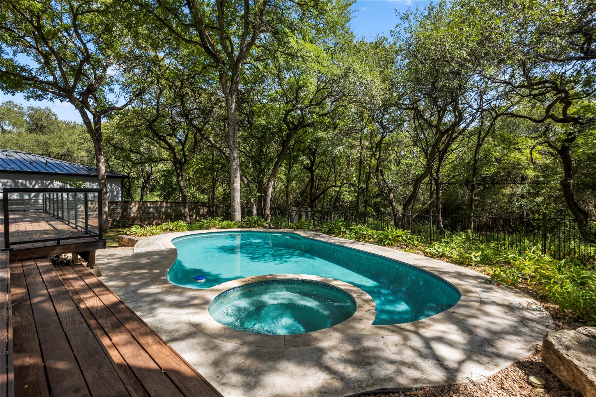 3117 Eanes CIR