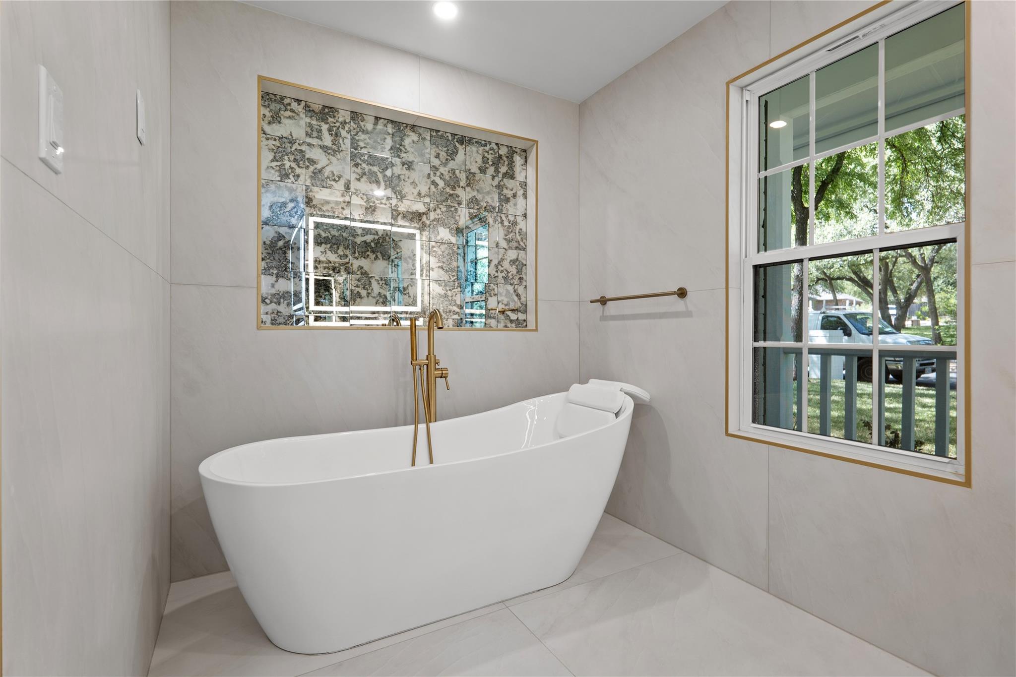 3117 Eanes CIR
