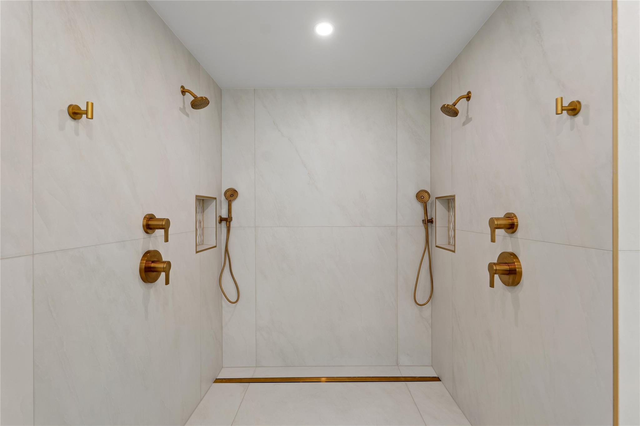 3117 Eanes CIR