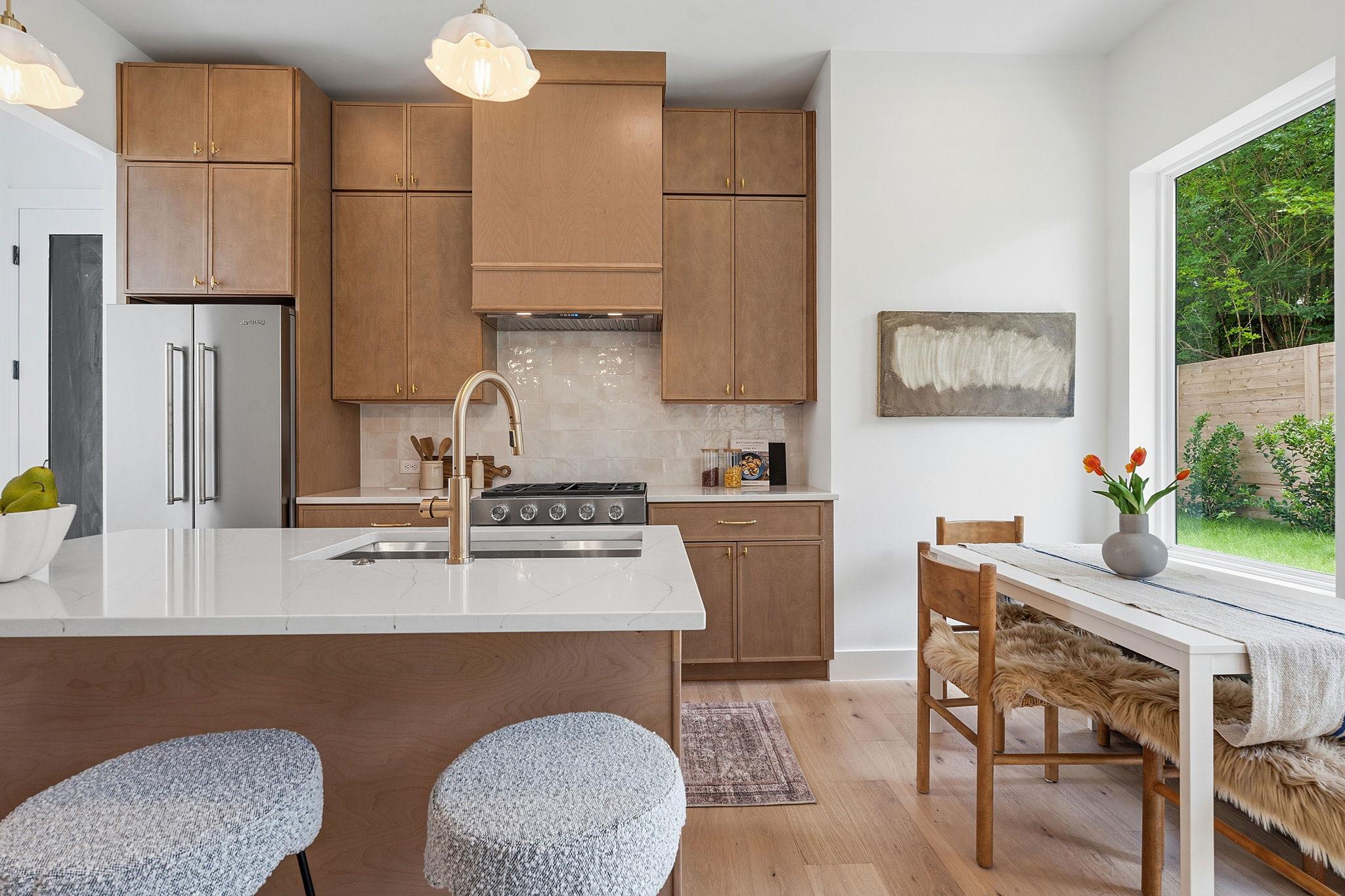 2009 Payne Ave # 2