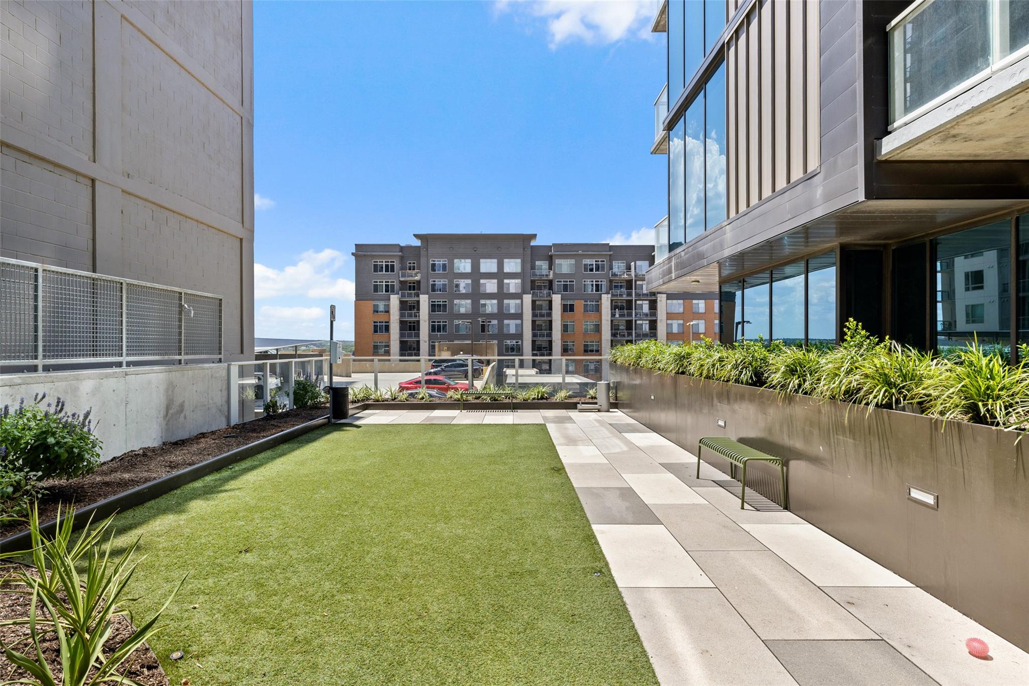 48 East Ave # 2405