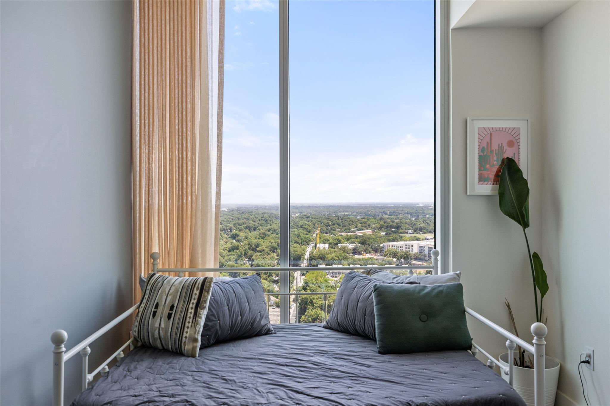48 East Ave # 2405