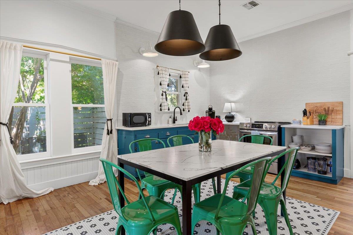 234 Loring