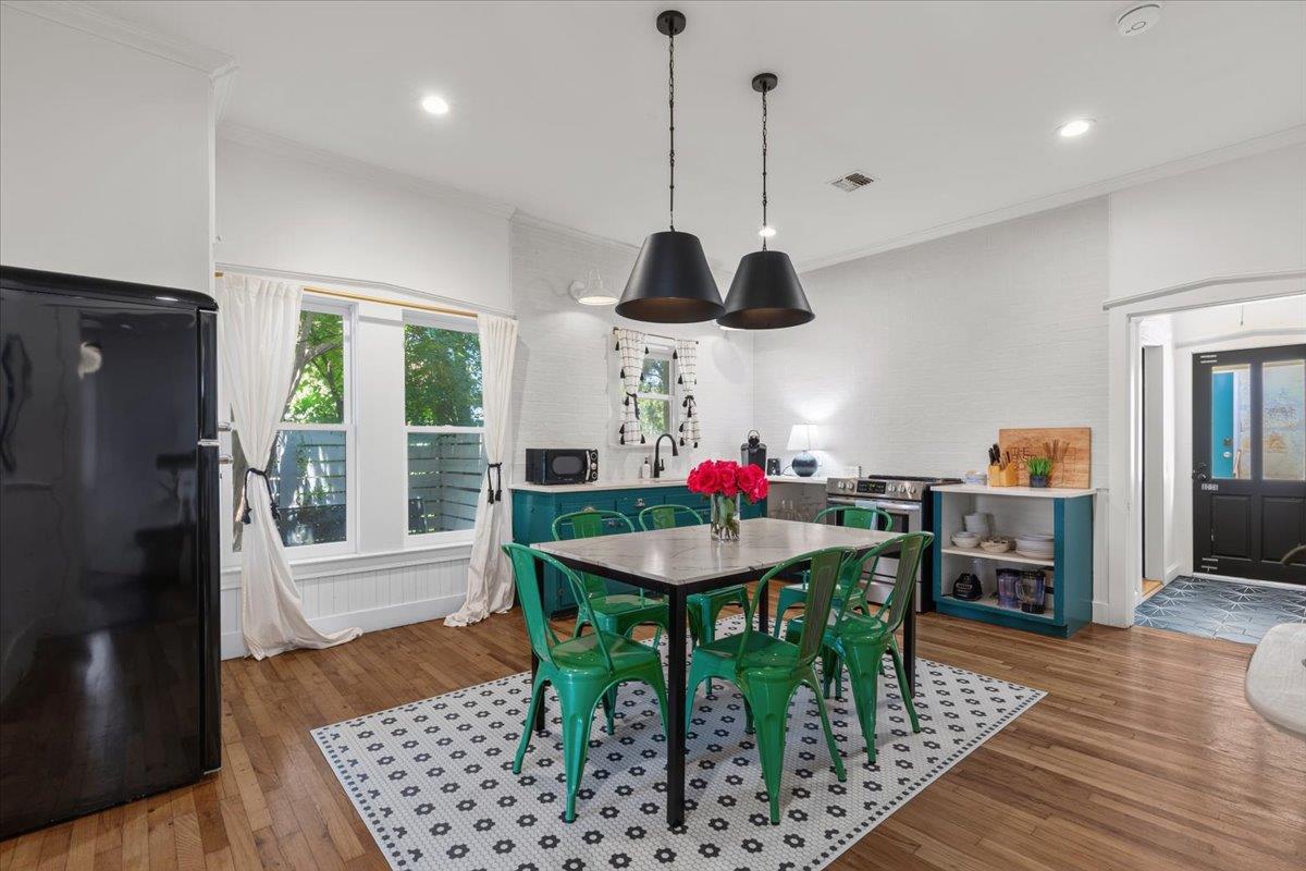 234 Loring