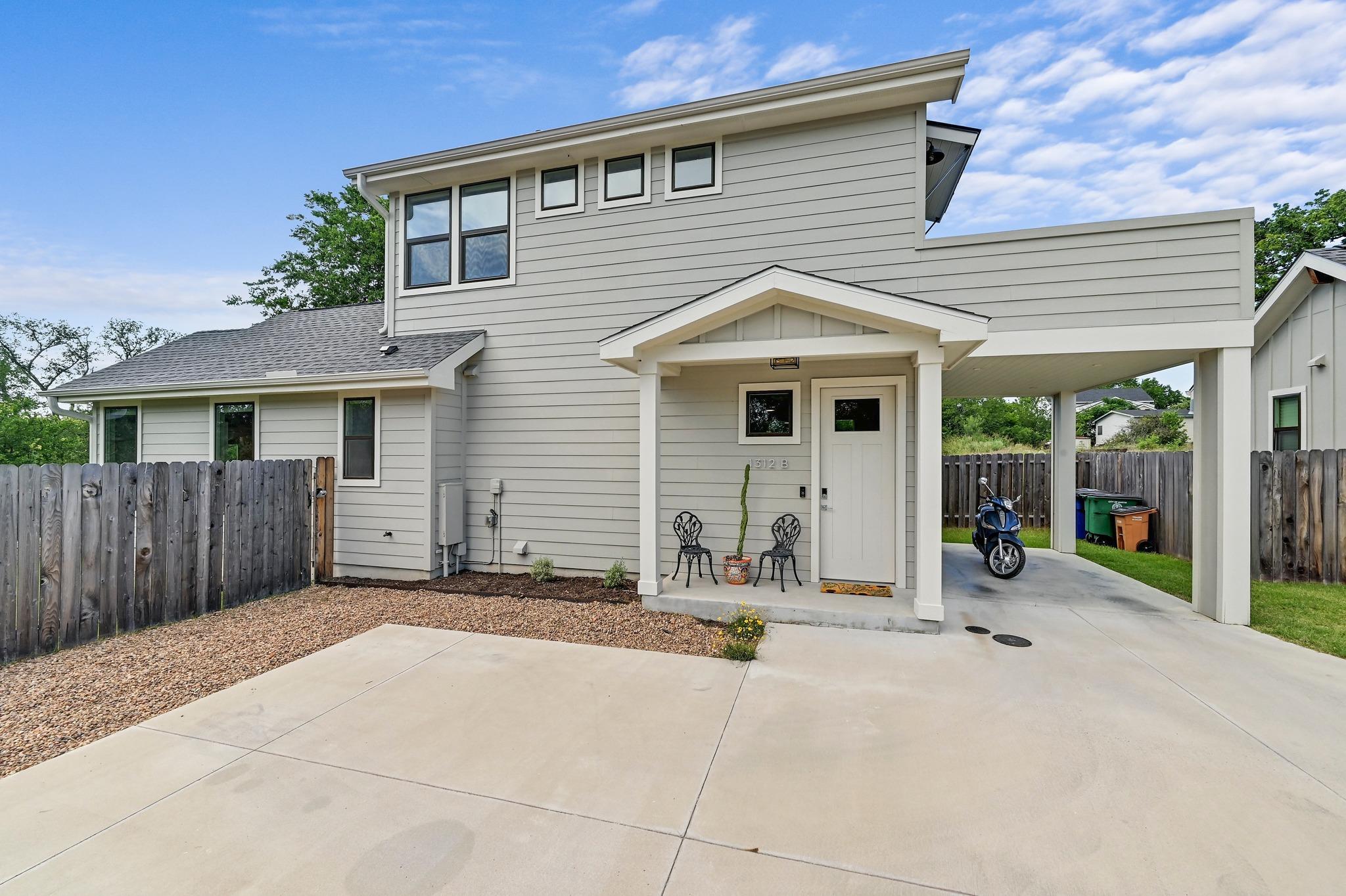 1312 E M Franklin Ave # 2