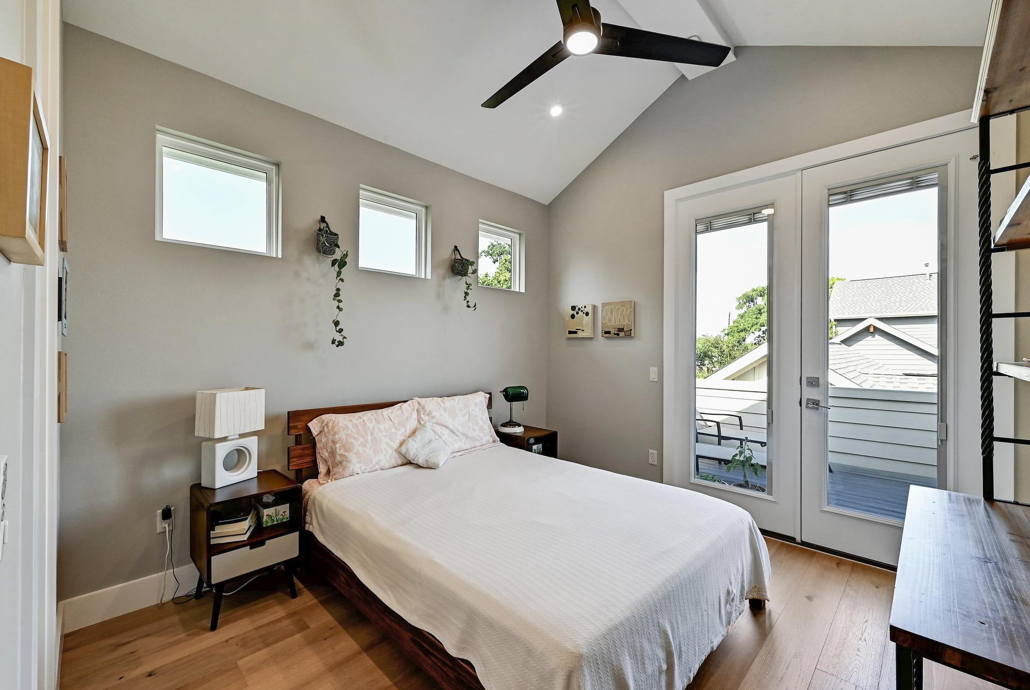 1312 E M Franklin Ave # 2