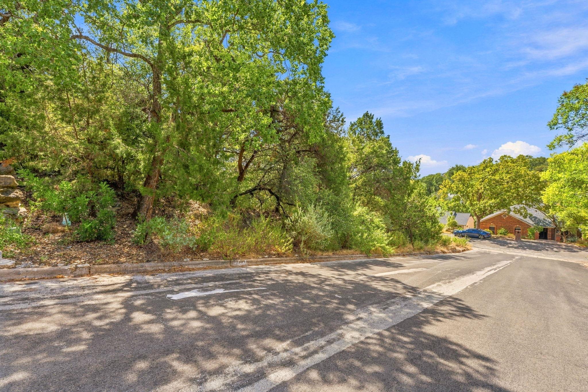 6401 Dry Cliff CV