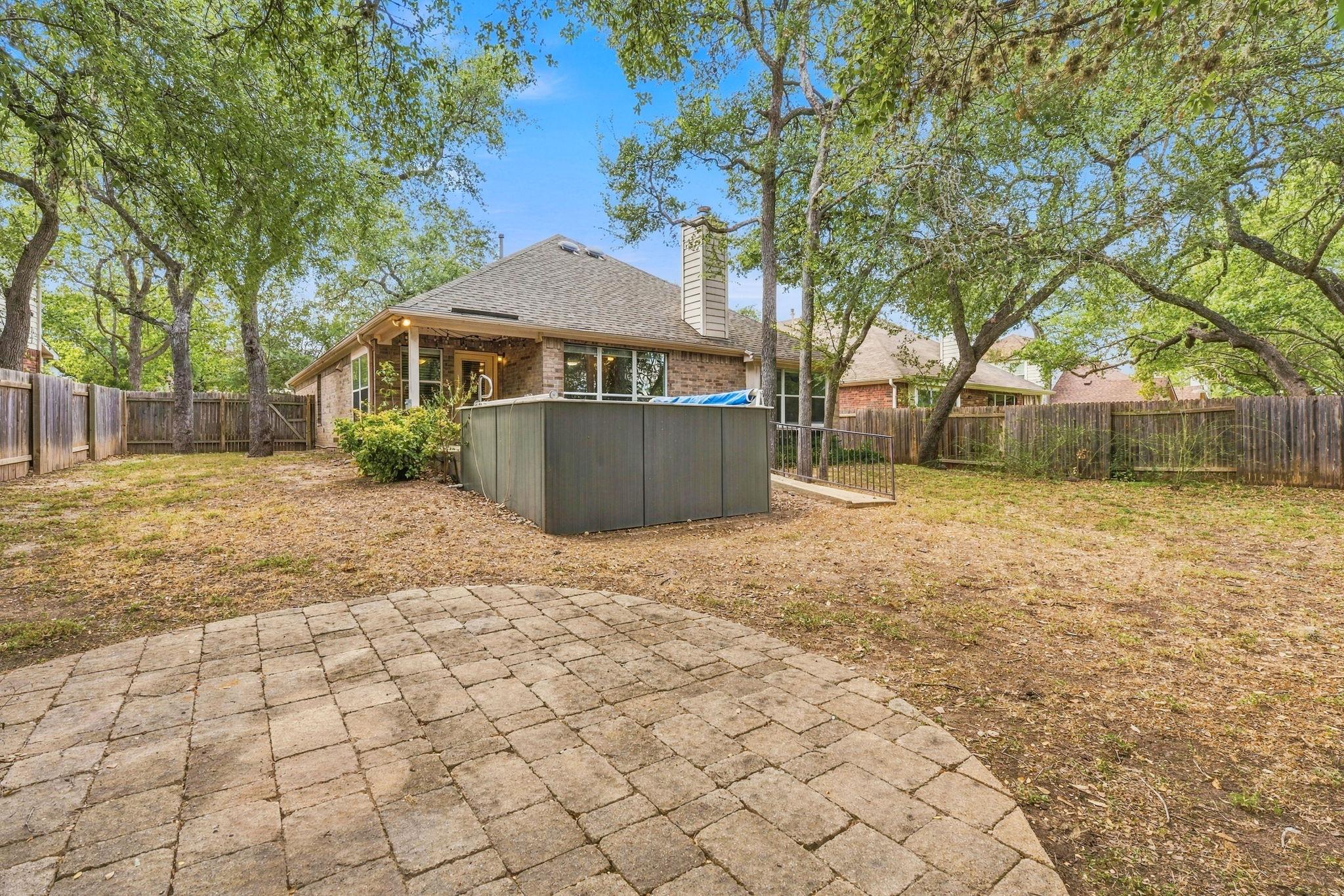 516 Carismatic LN