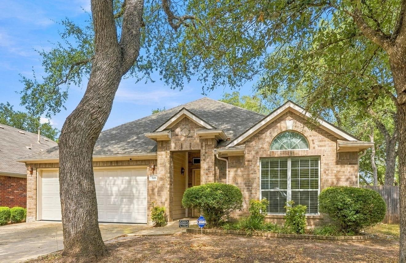 516 Carismatic LN