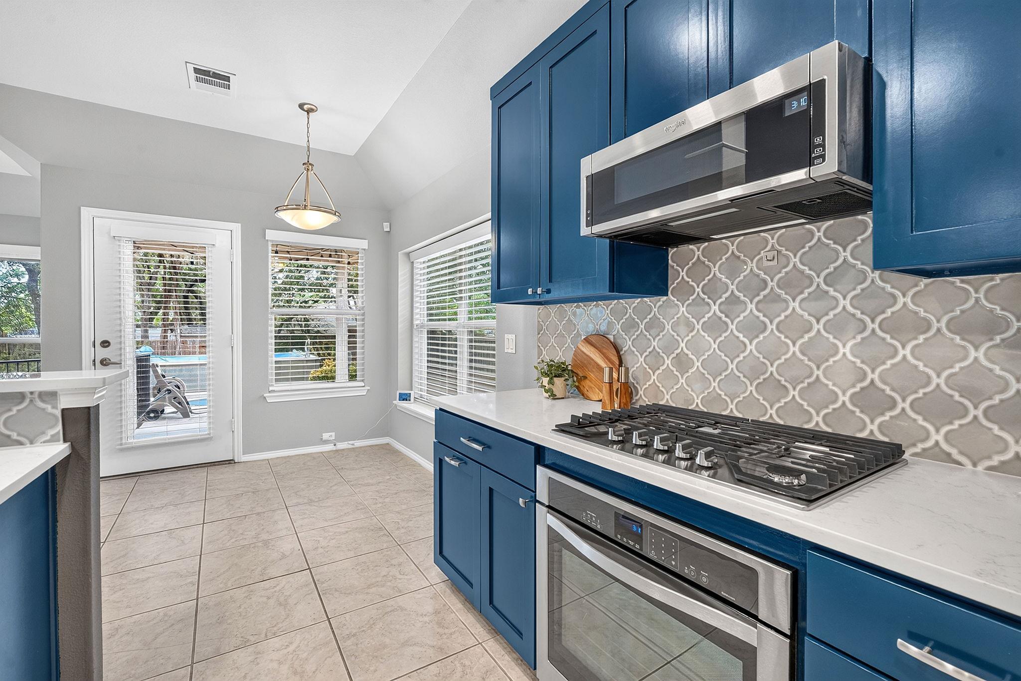 516 Carismatic LN