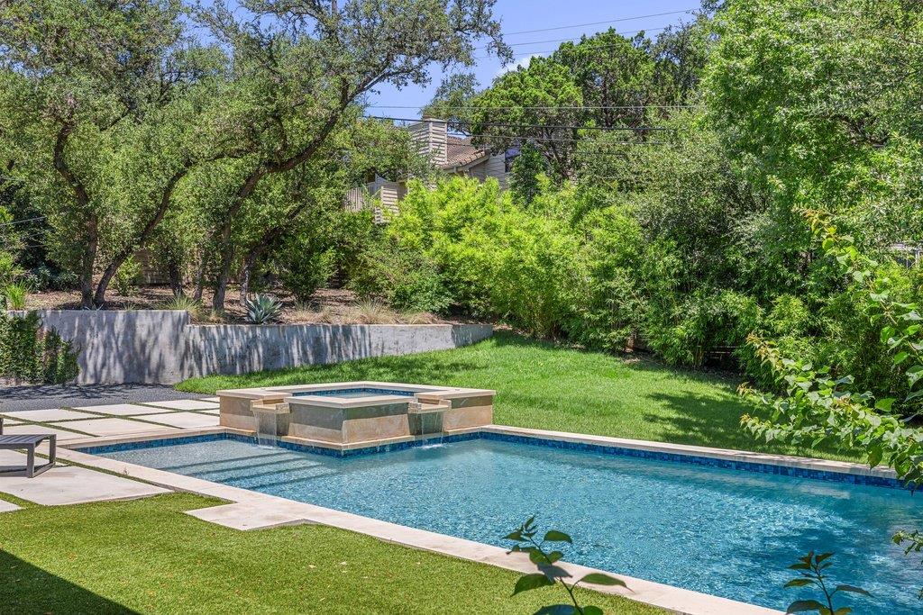 4504 Small DR