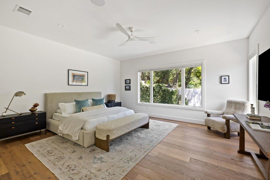 4504 Small DR