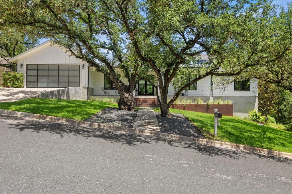 4504 Small DR