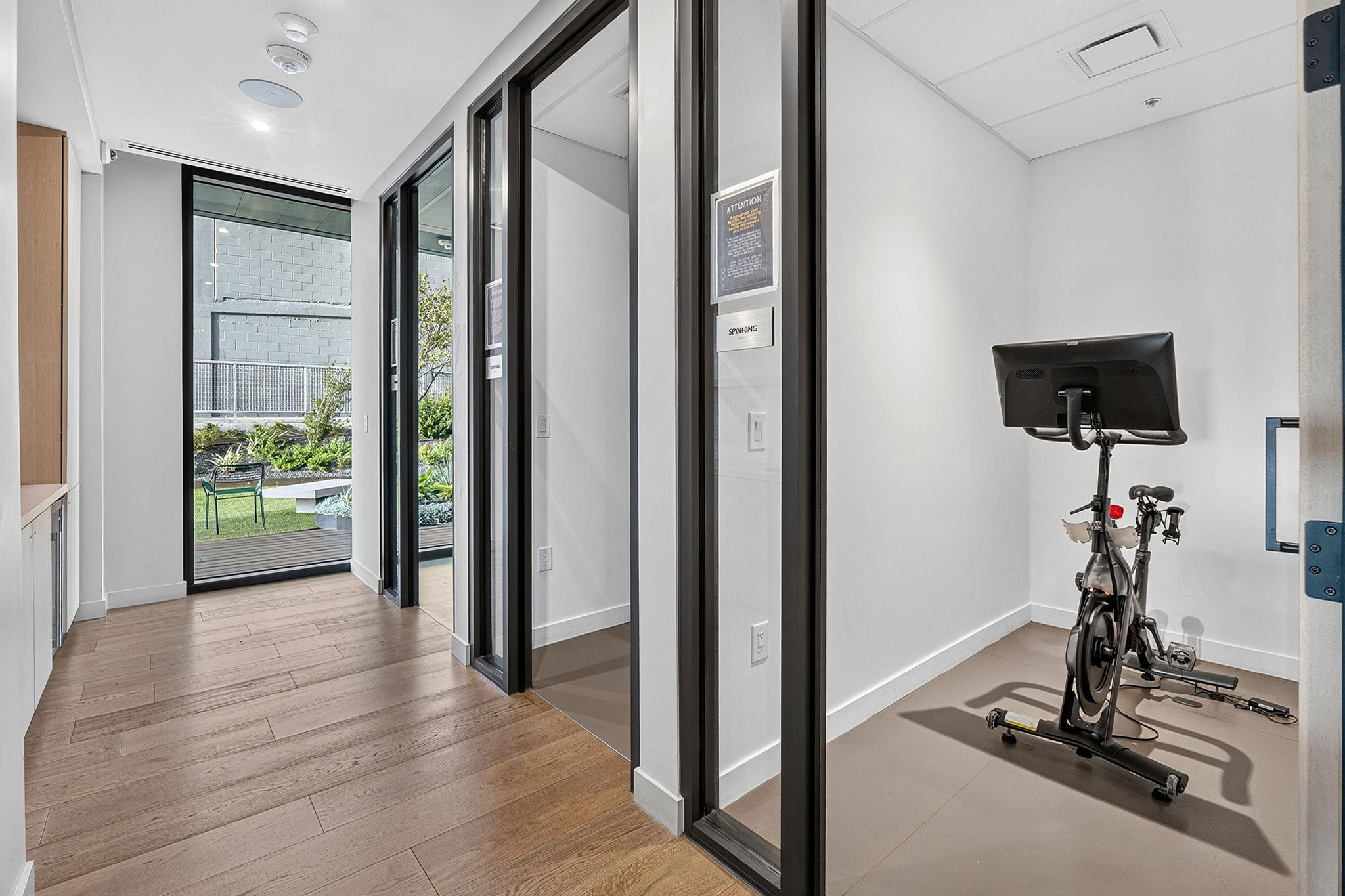 48 East Ave # 2605