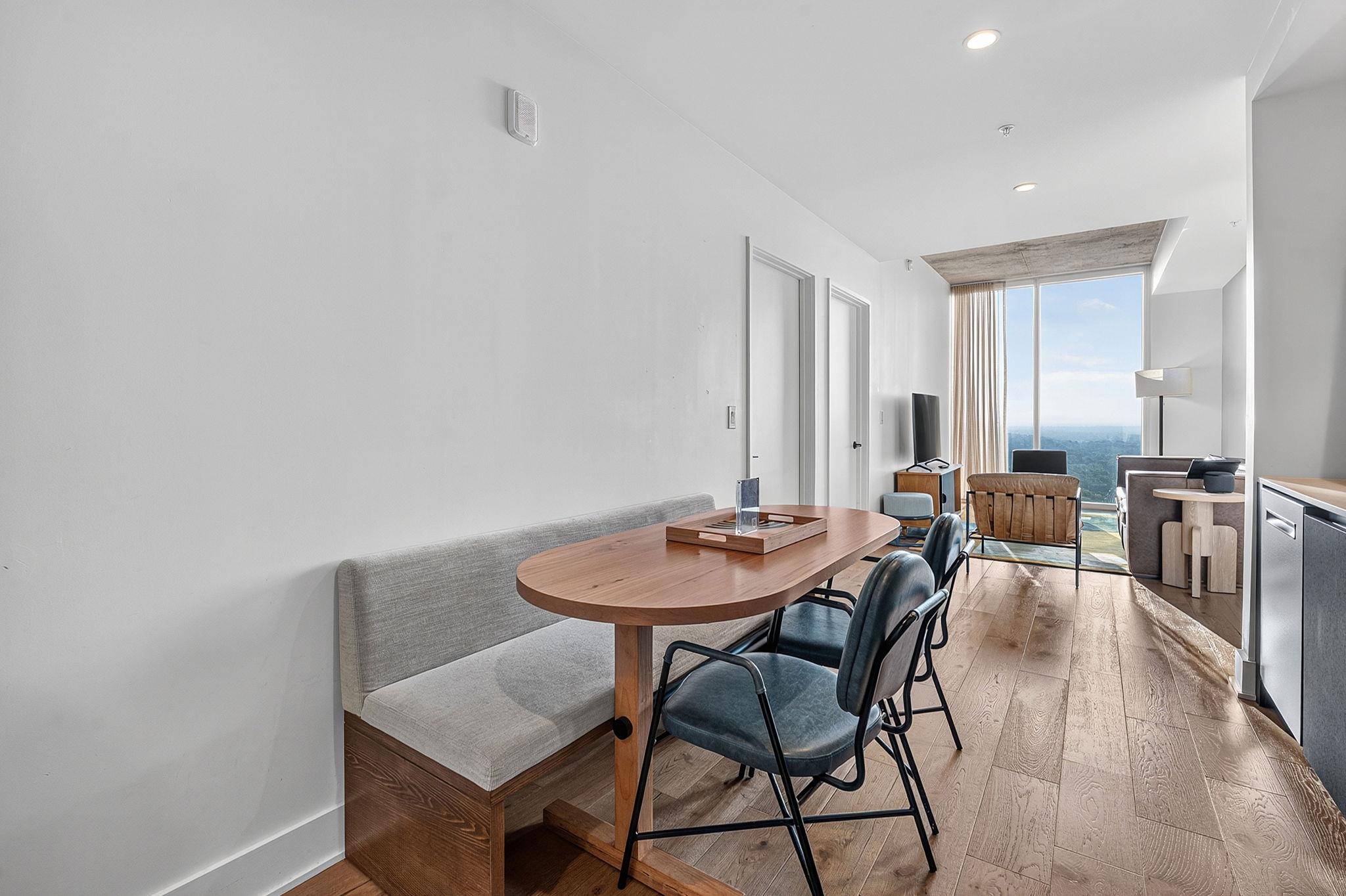 48 East Ave # 2605