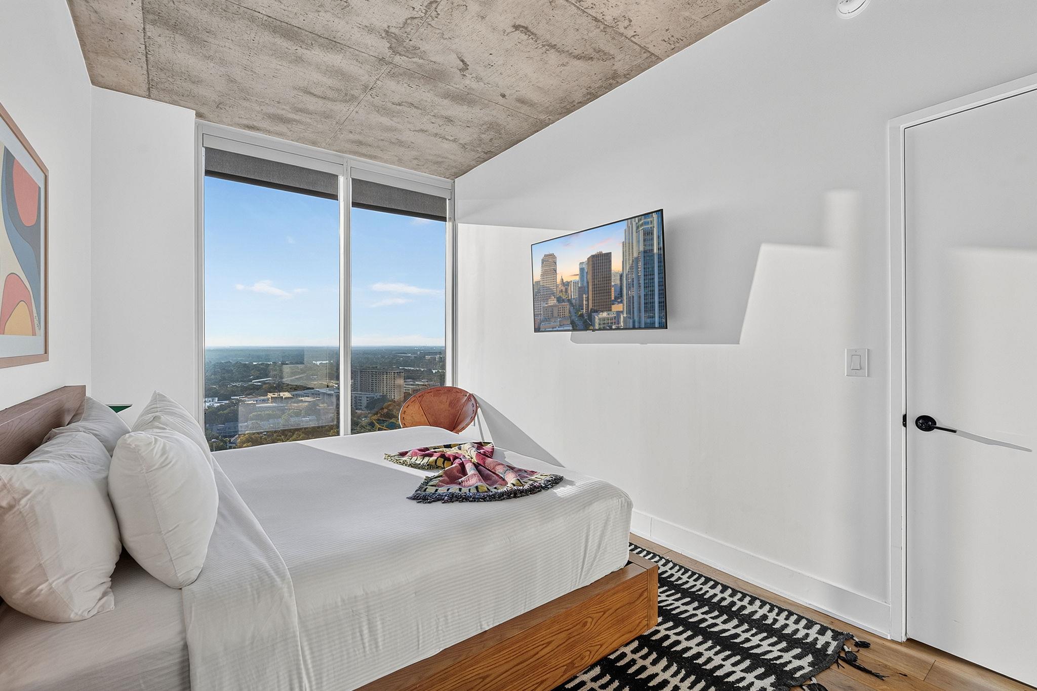 48 East Ave # 2605