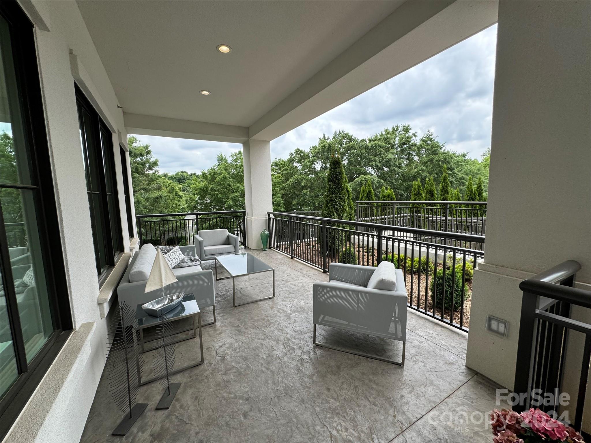 19329 Watermark Drive Unit: 121