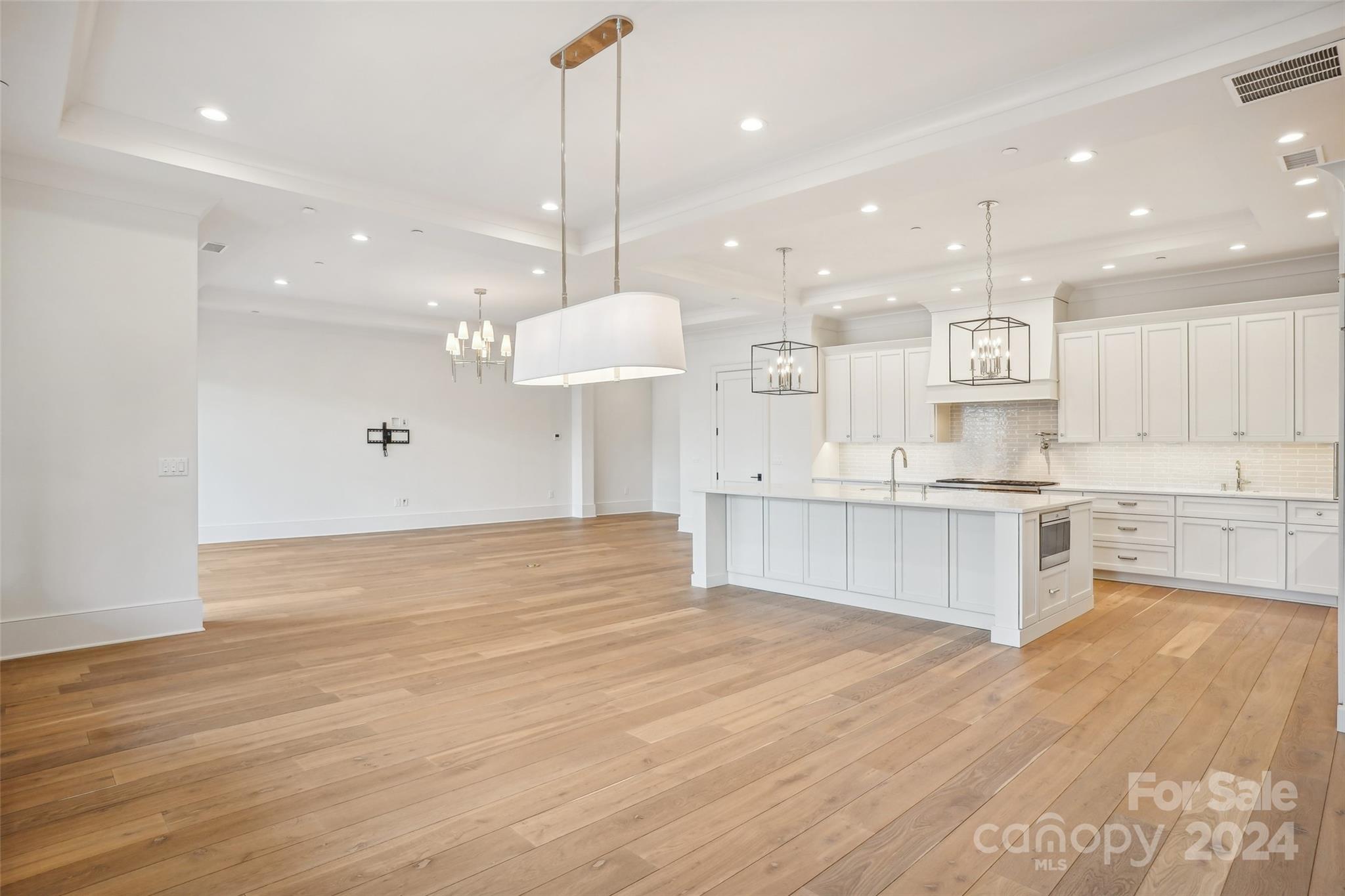 19329 Watermark Drive Unit: 121