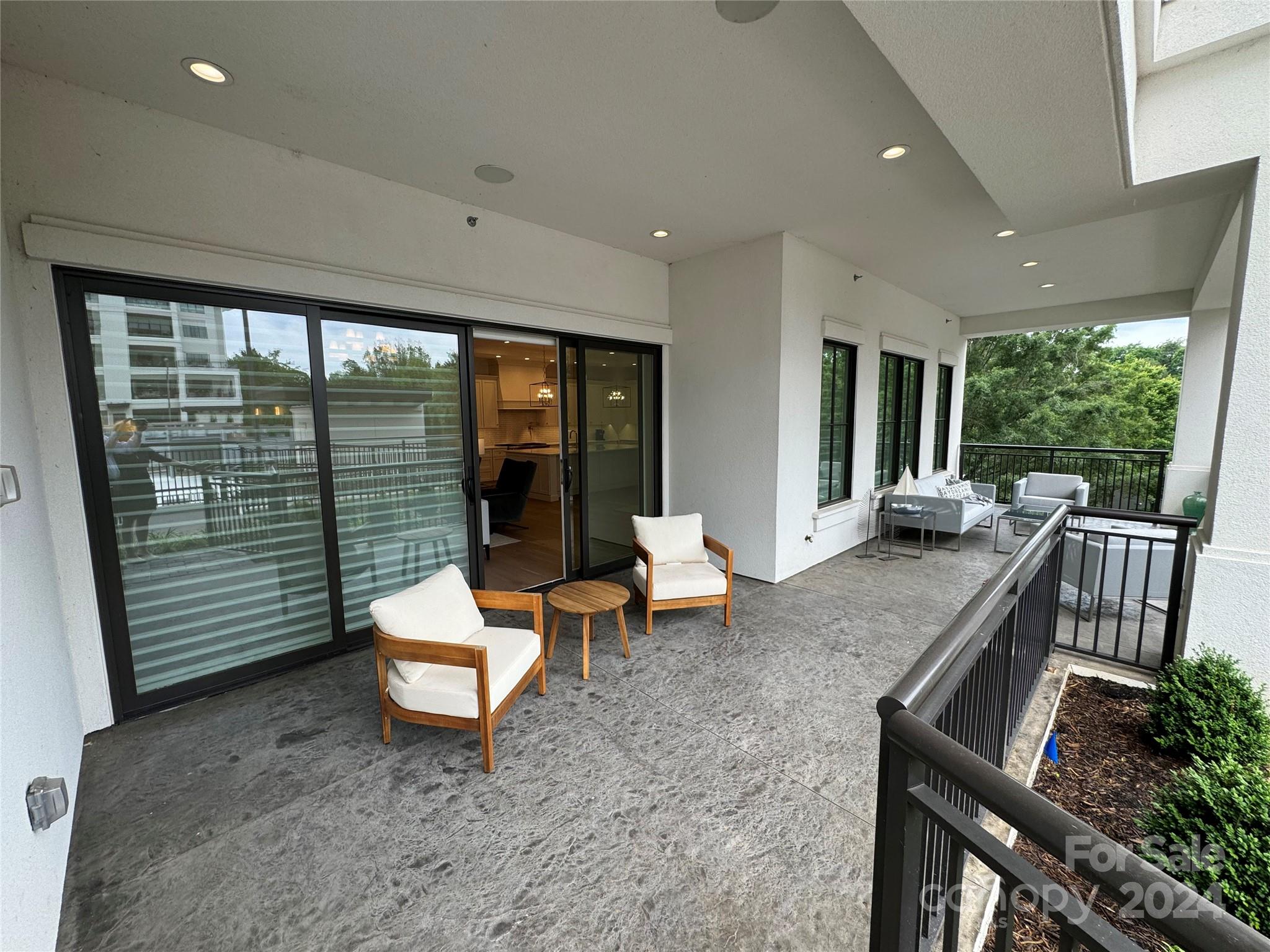 19329 Watermark Drive Unit: 121